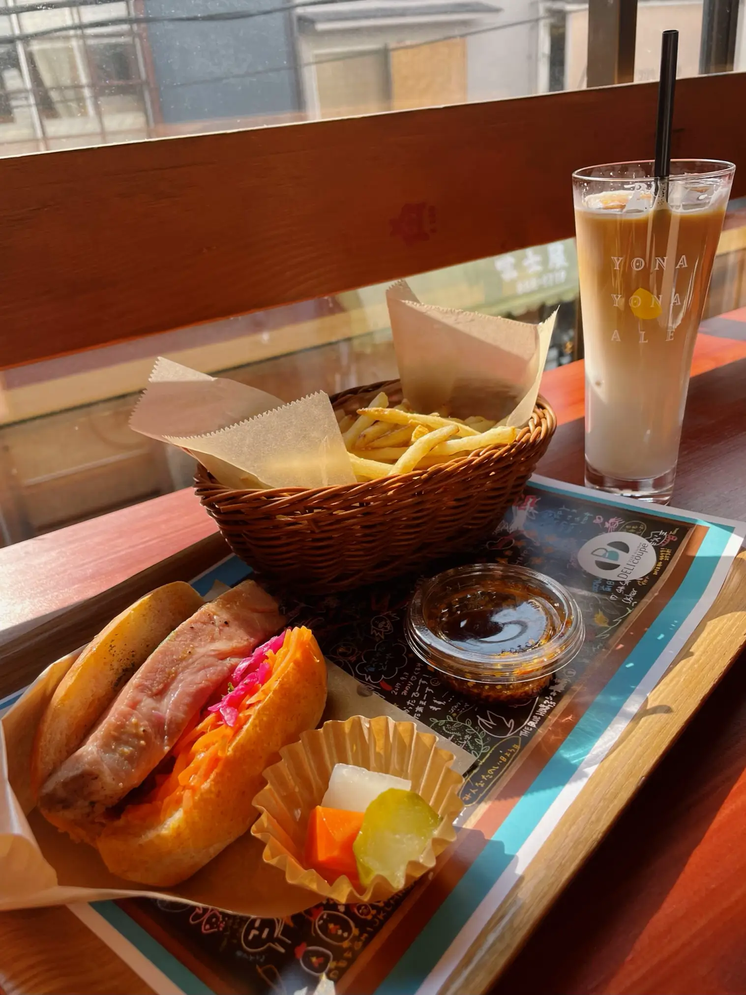 北千住】具材が倍量に  ⁈メニュー豊富なコッペパン🥪 | 食事とカフェと