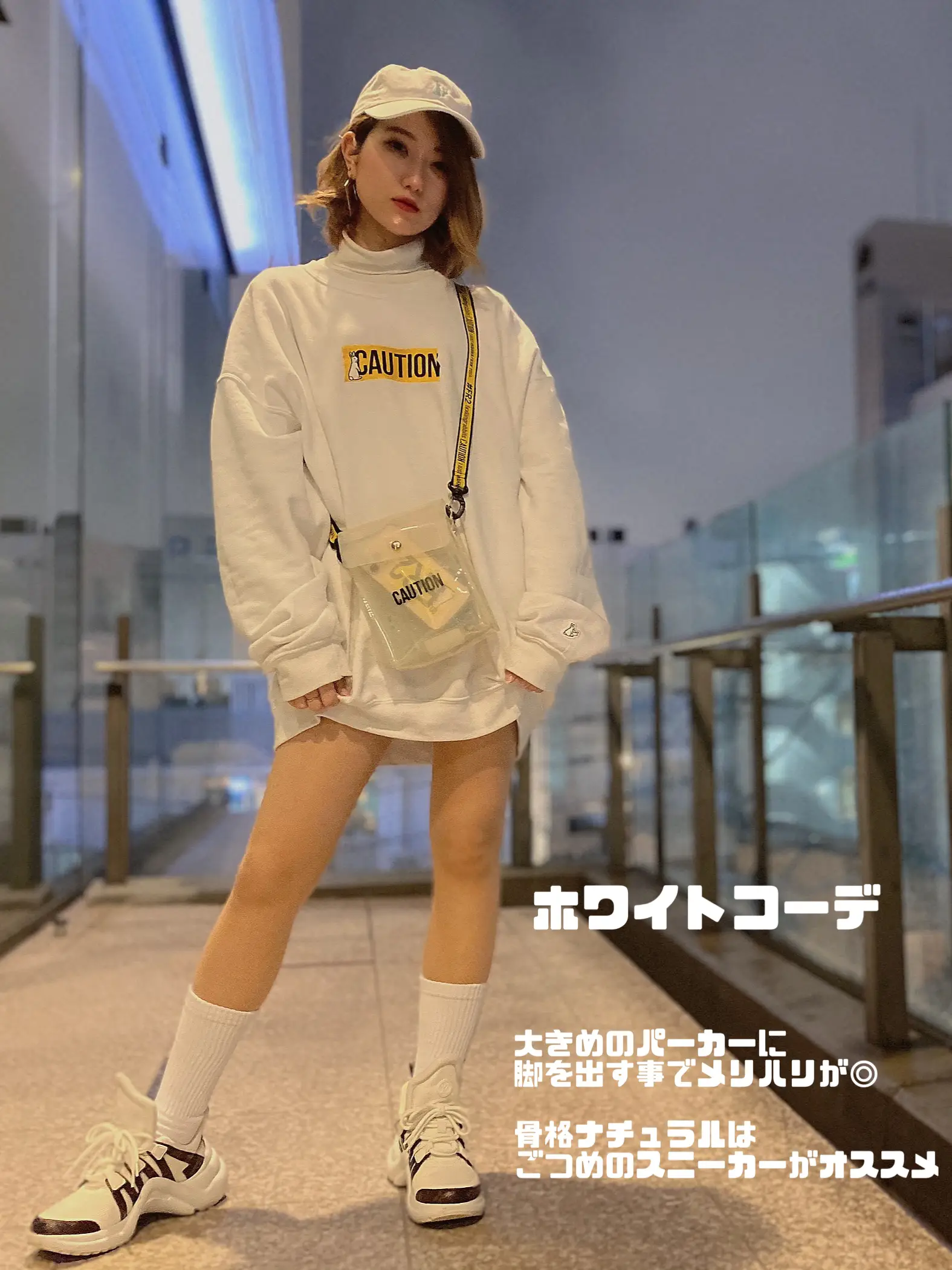FR2月桃 Caution Short Hoodie グレー