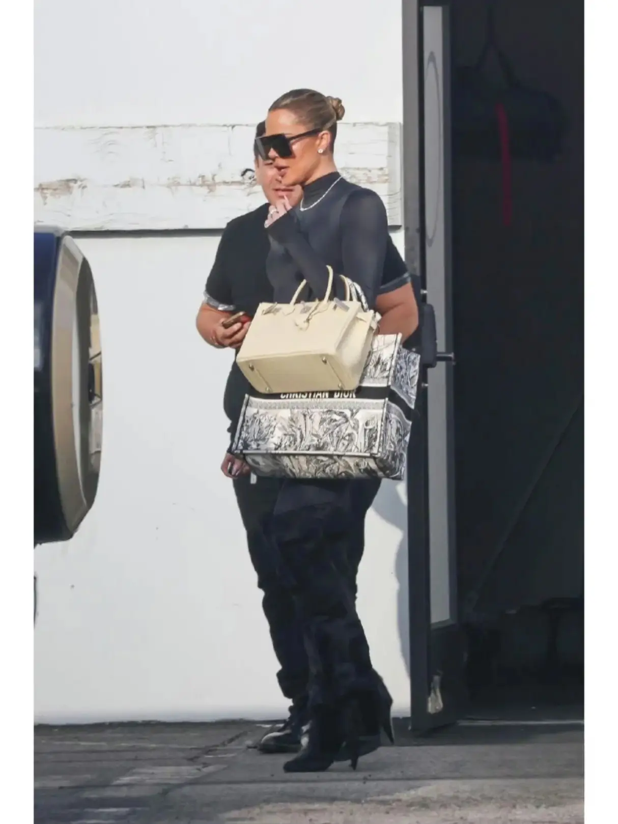 Khloe kardashian dior bag sale