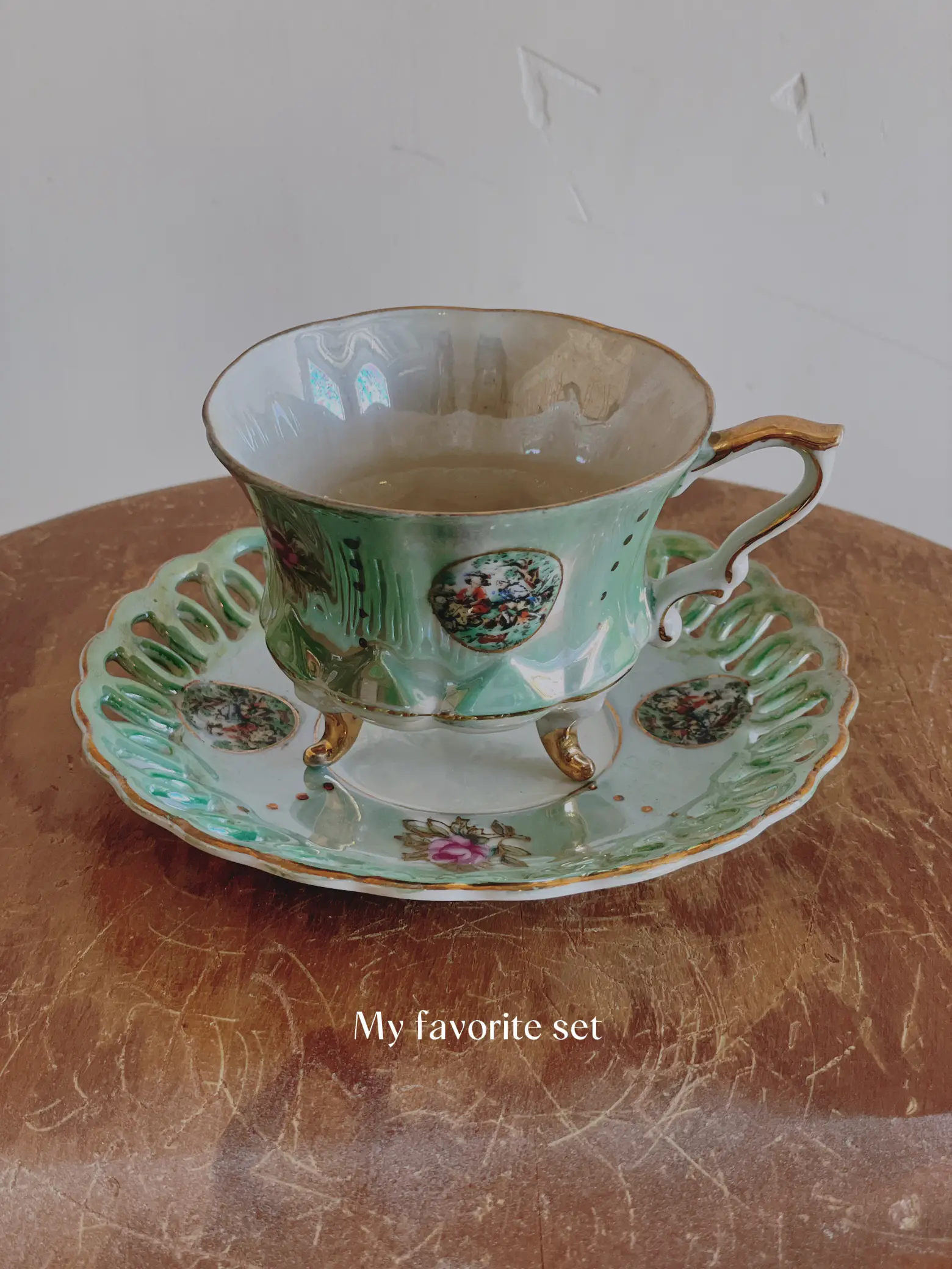 Vintage Vibes Tall Cup & Saucer Gold Cup & Saucer Sets