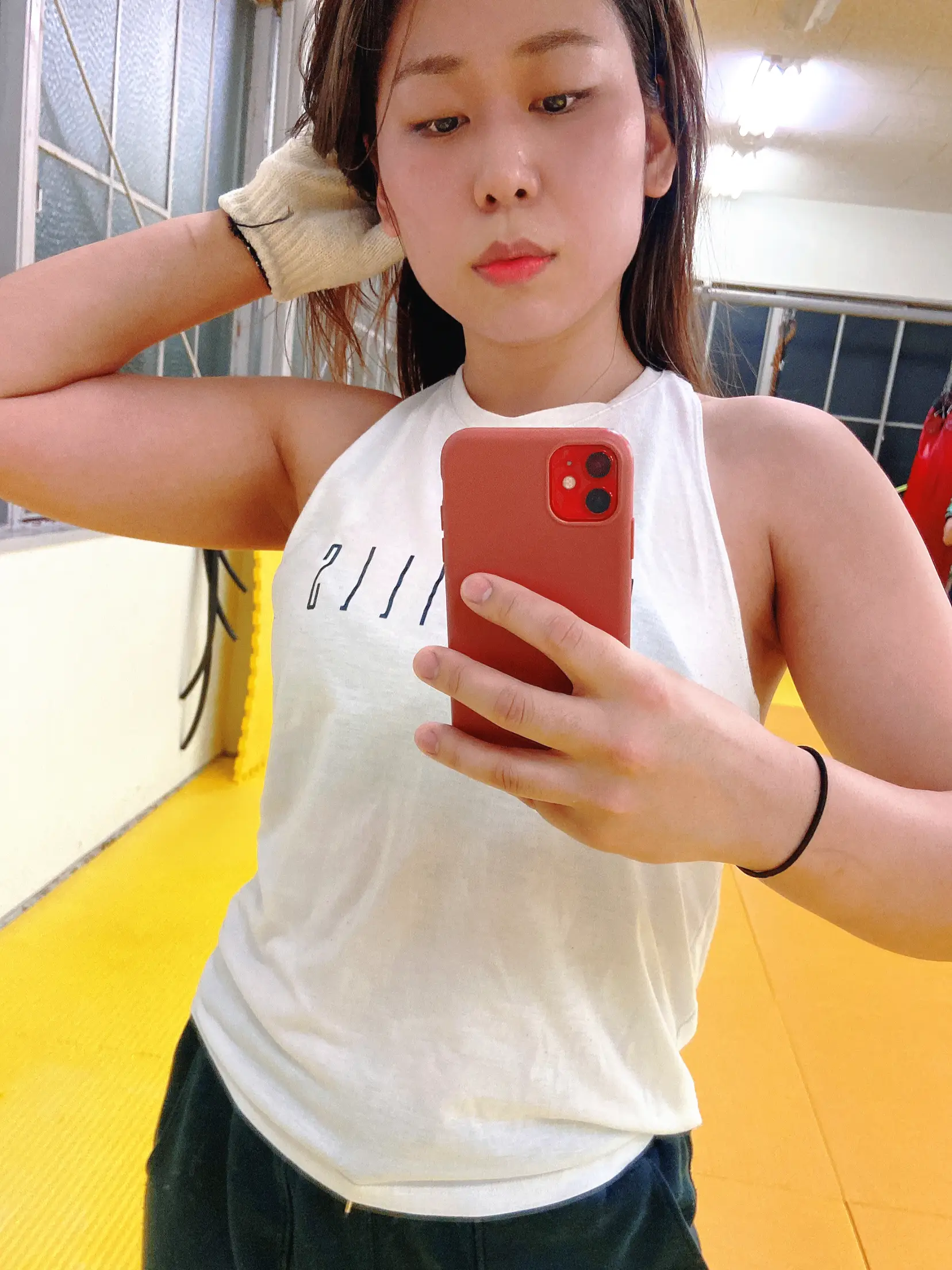 熟女 汗 リアルサイズ女子の滝汗 | エリカが投稿したフォトブック | Lemon8