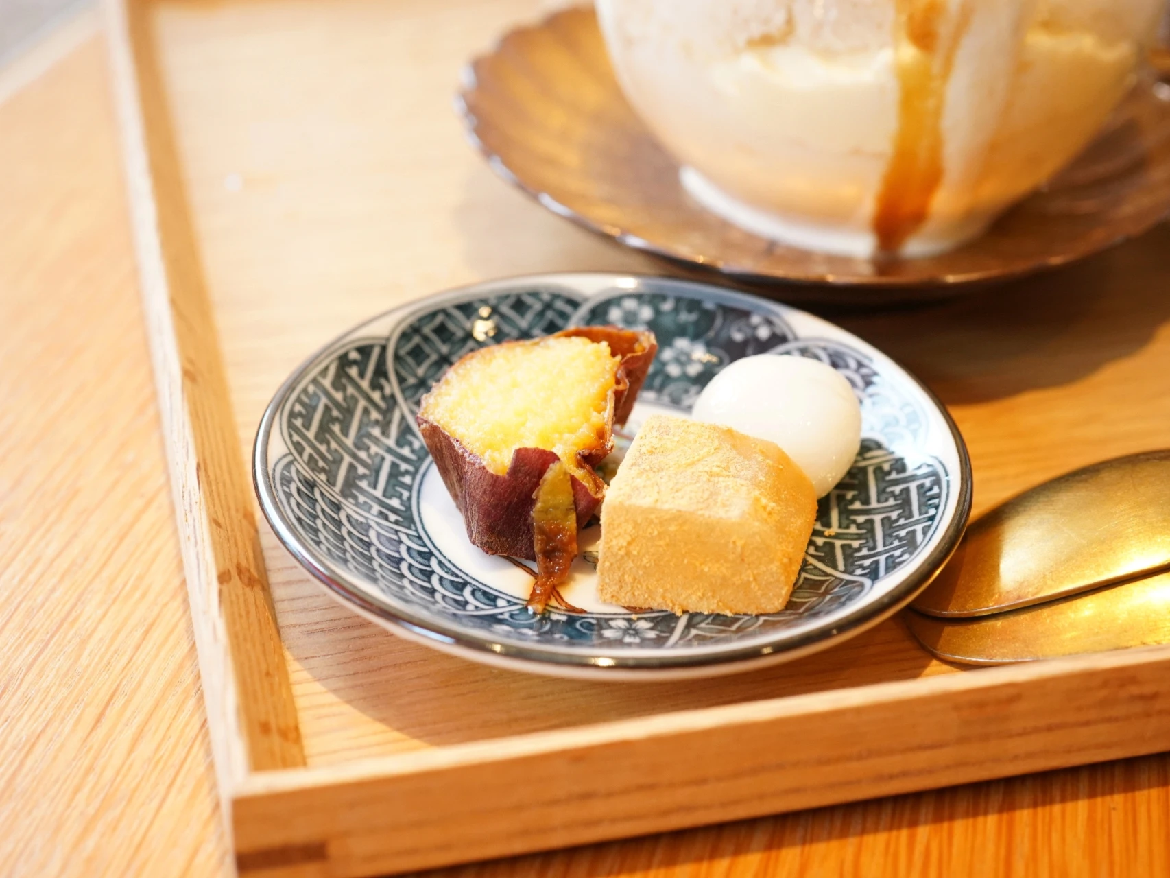 Kyoto · Fushimi Inari 】 Tsuboyaki sweet potato cafe where you can taste