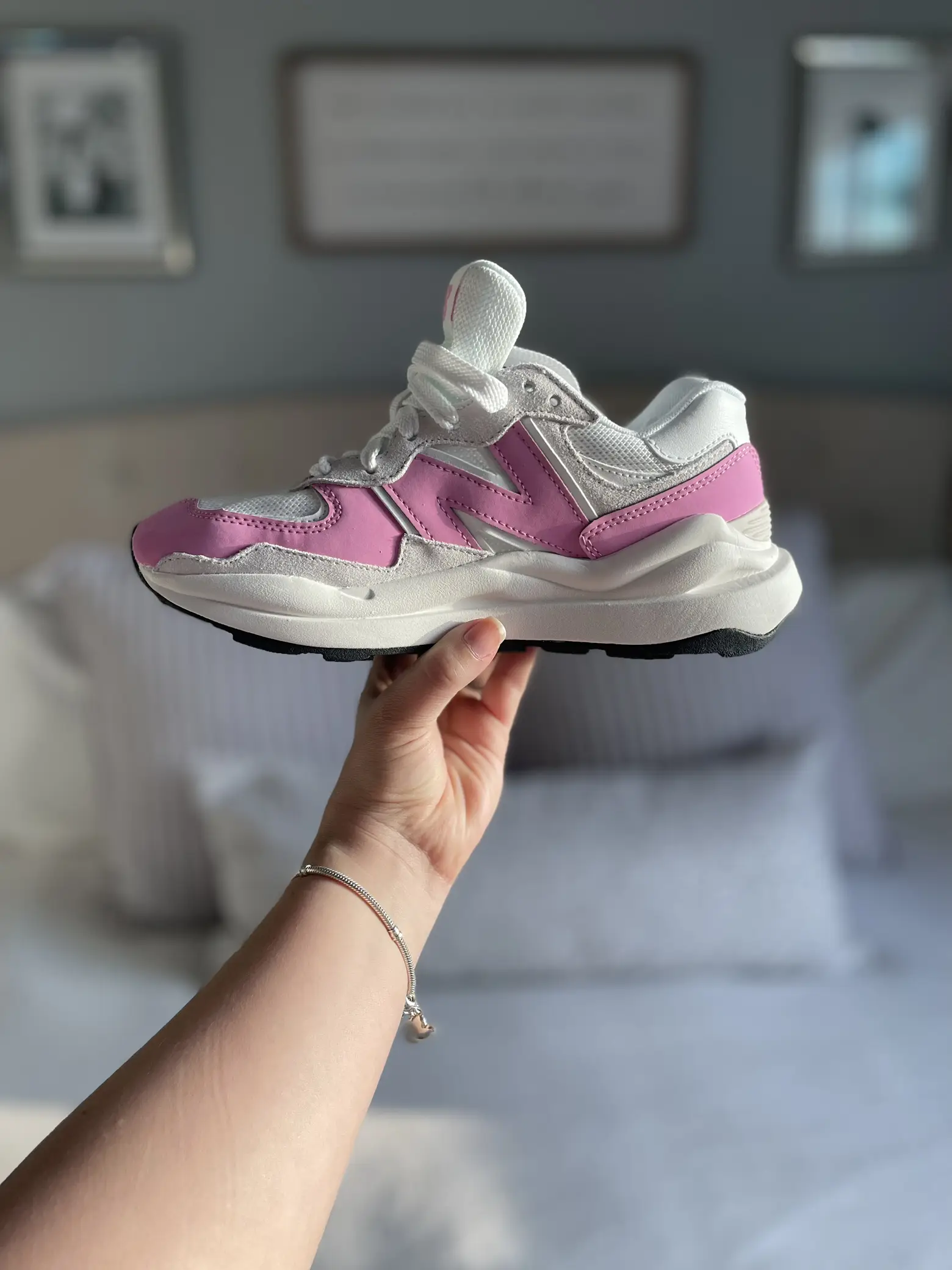 New balance 99 hot sale susan g komen