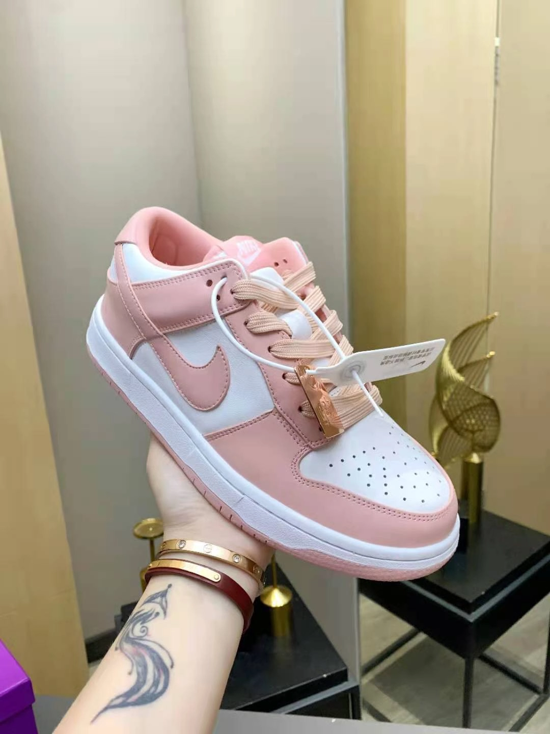 超可愛いNIKE レディースシューズピンク超可愛い! | Alisingが投稿した