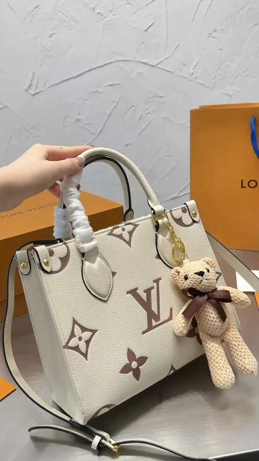 Designer Bag Unboxing  New Louis Vuitton Diane Monogram Empreinte 2023 