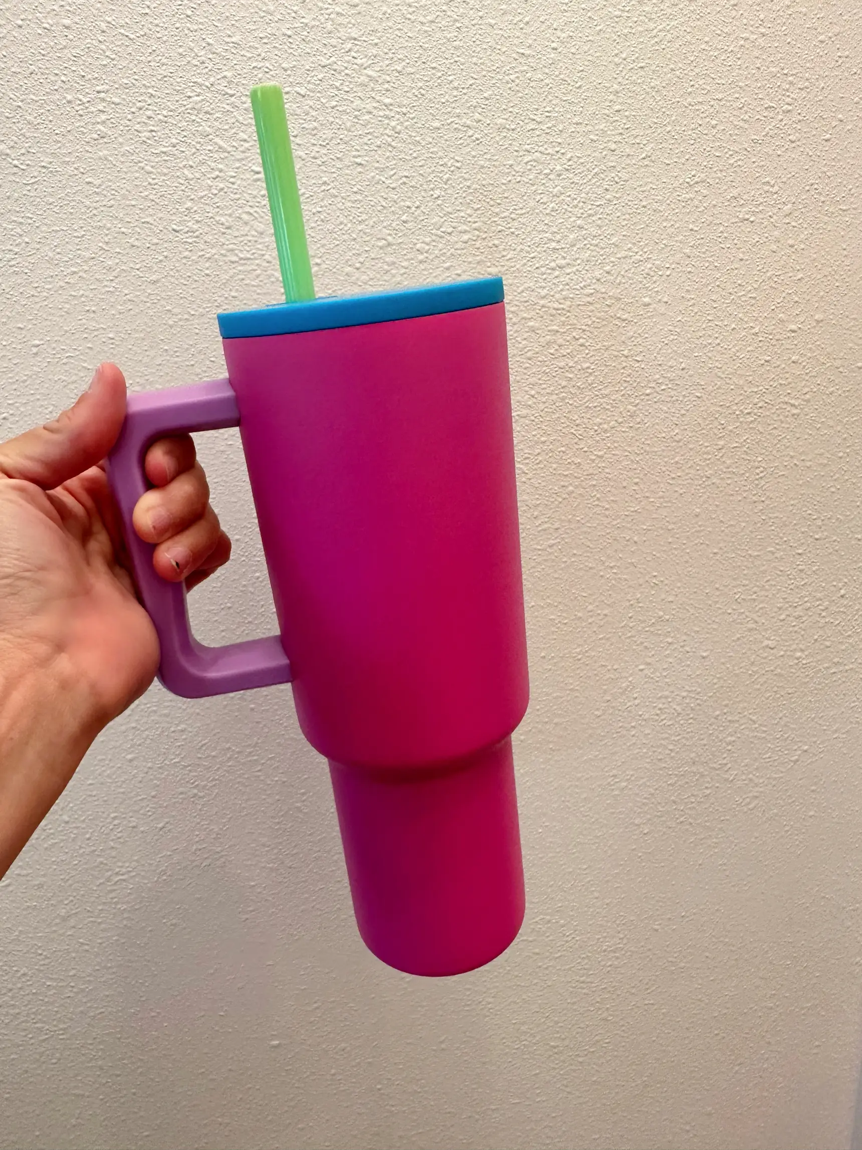 Im obsessed with this new 80s themed @Simple Modern tumbler. Im so gla