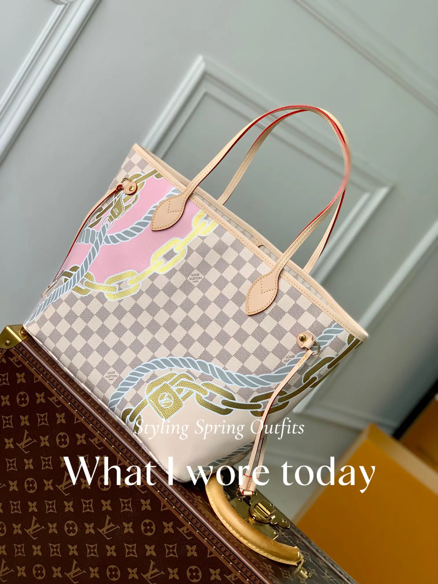 Neverfull white store and pink