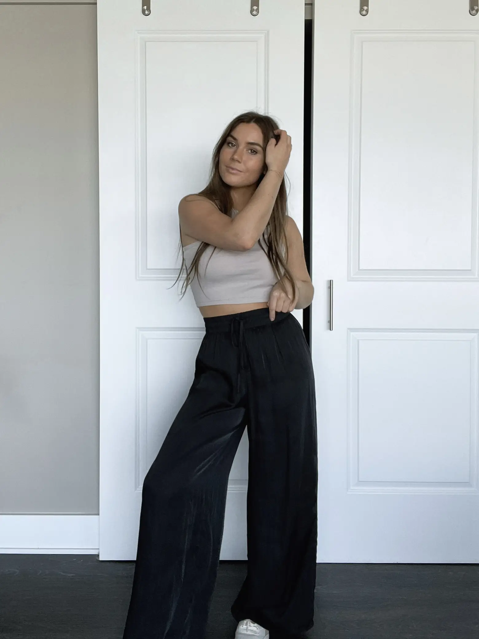 How to make your joggers baggy sweats.#fyp #fashiontiktok #fashion, how to  make pants more baggy