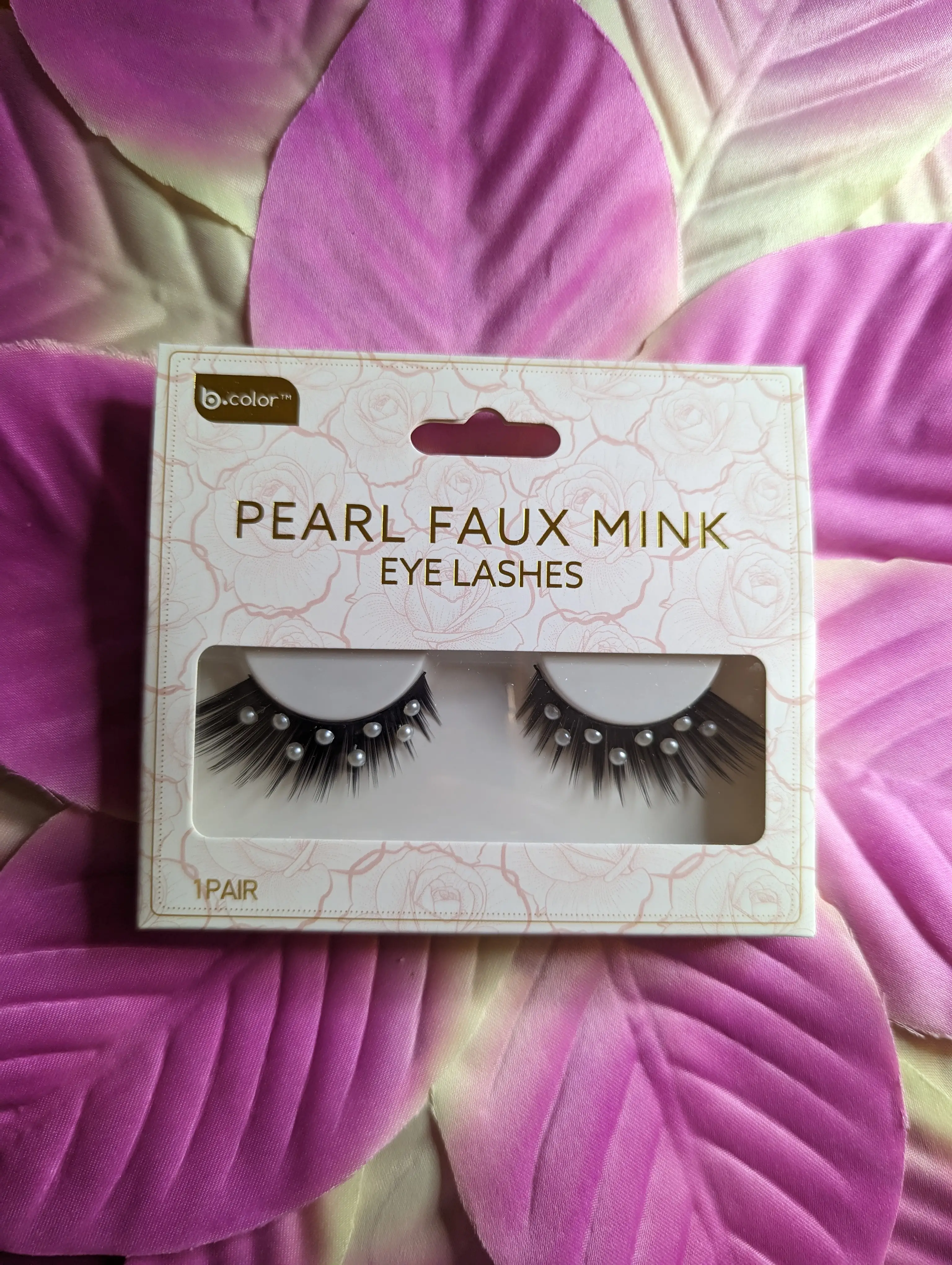 FANXITON Mink Lashes with Clear Band Fluffy 15MM Cat-Eye Lashes Natural  Look False Eyelashes 10 Pairs Pack Wispy Curly 3D Faux Mink Eyelashes :  : Beauty & Personal Care