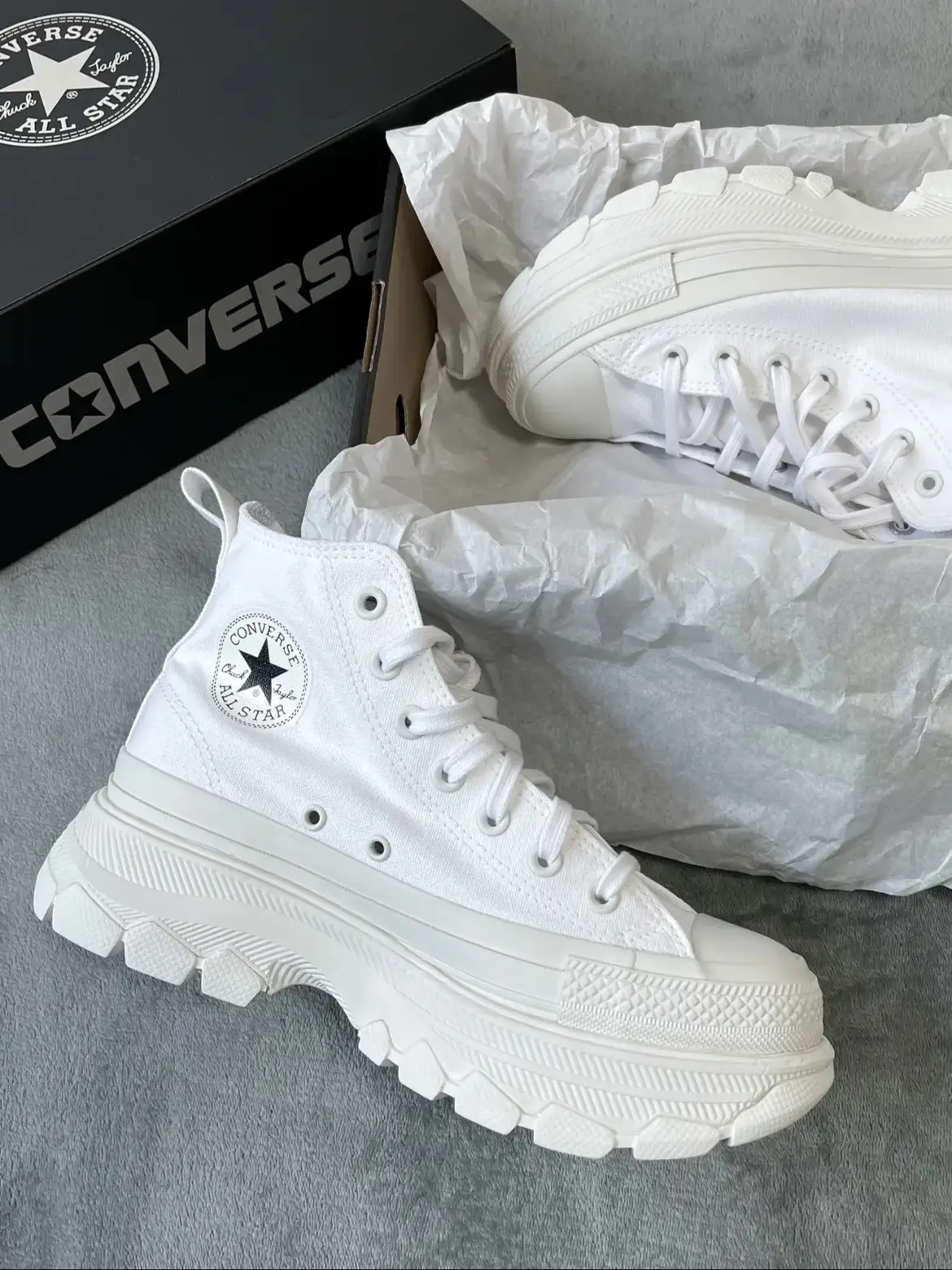 大活躍間違いなし🔥CONVERSEスニーカー  💭 | Kanakoが投稿したフォト