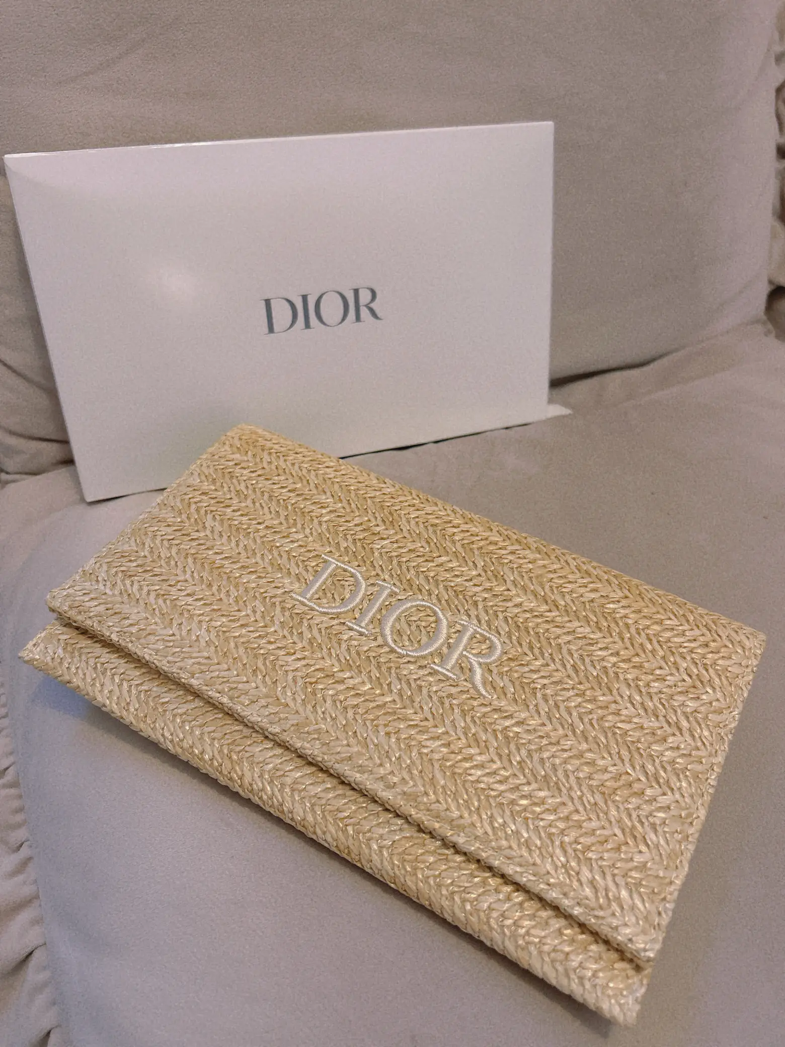 dior ノベルティ 扇子 香水ノベルティセット サンプル 居る