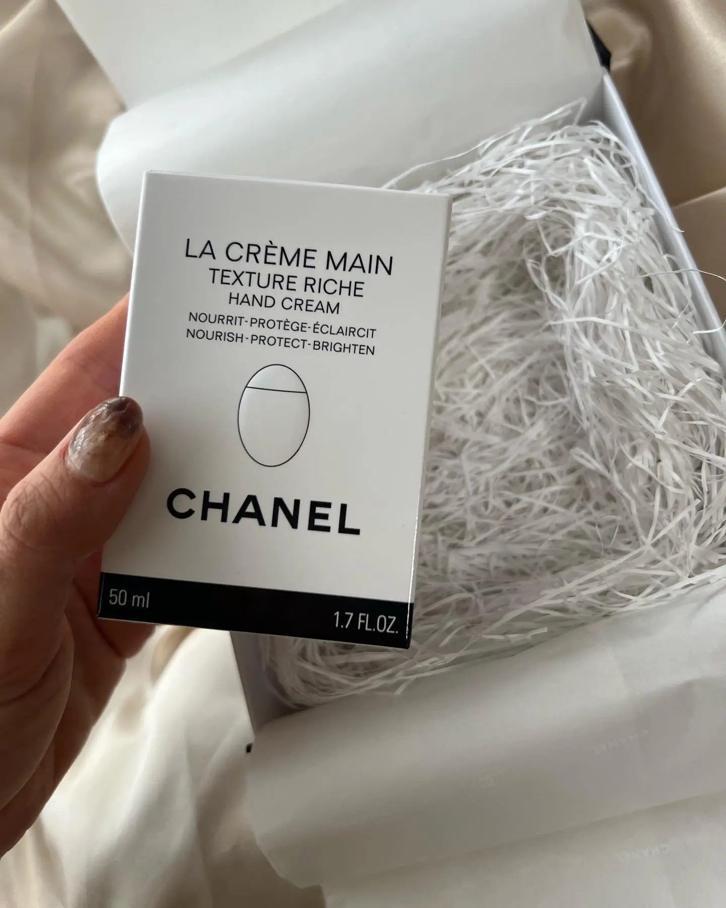 CHANEL+Le+Lift+La+Creme+Main+Hand+Cream+50ml+%26 for sale online