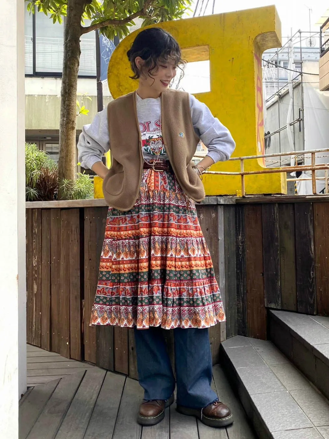 ハンドメイドフラメンコ衣装 黒 すね 総レース 2ピース 2段