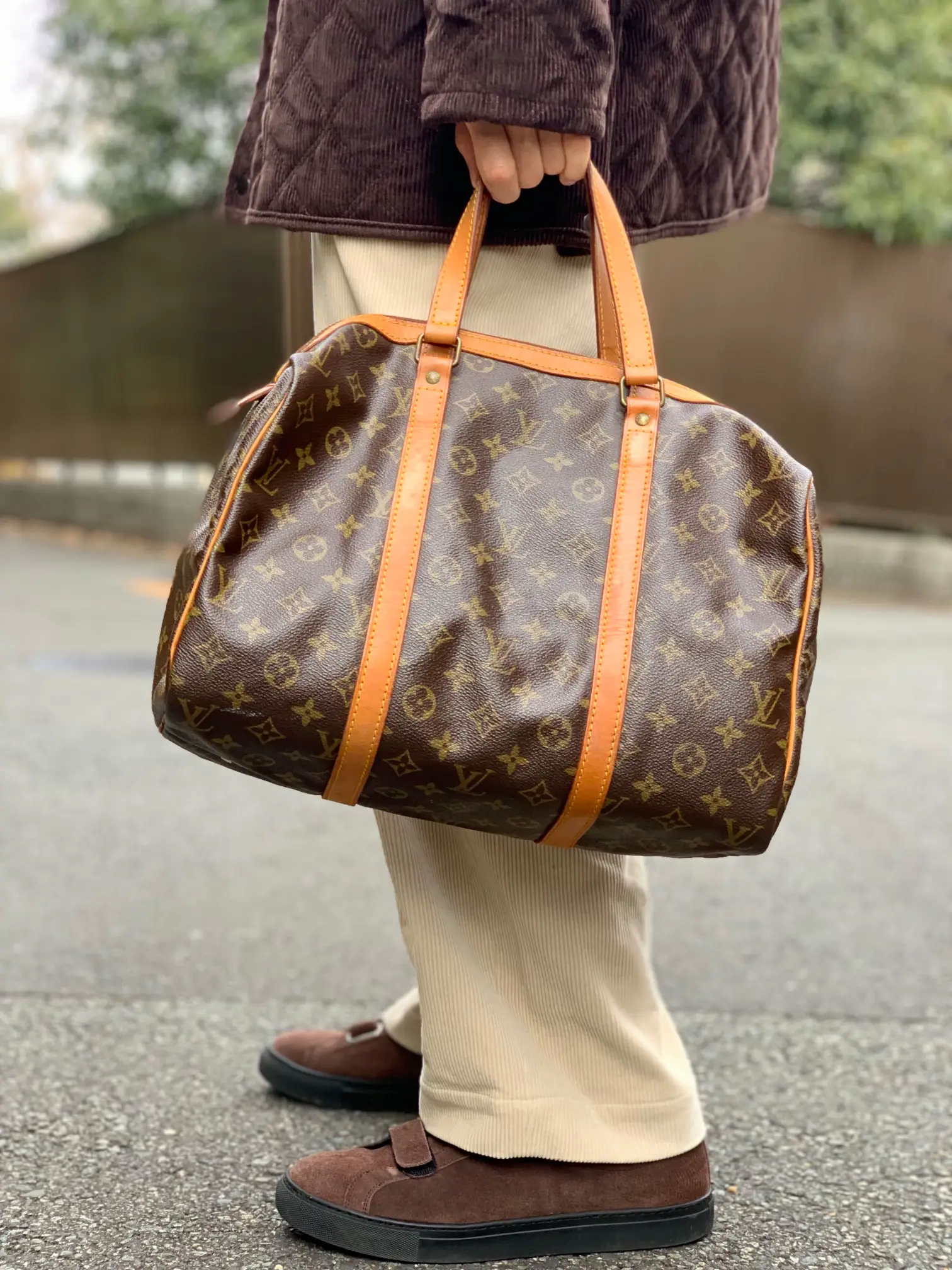 Louis Vuitton Keepall 45  Casual outfits, Street style, Cool outfits