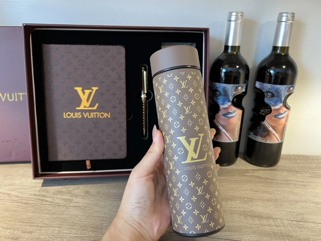 LV inspired Tumbler  Monogram, Louis vuitton monogram, Sunglasses case