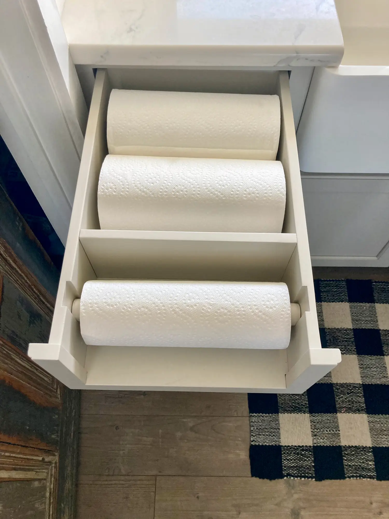 From Kitchen Drawer To Hidden Paper Towel Holder - Addicted 2