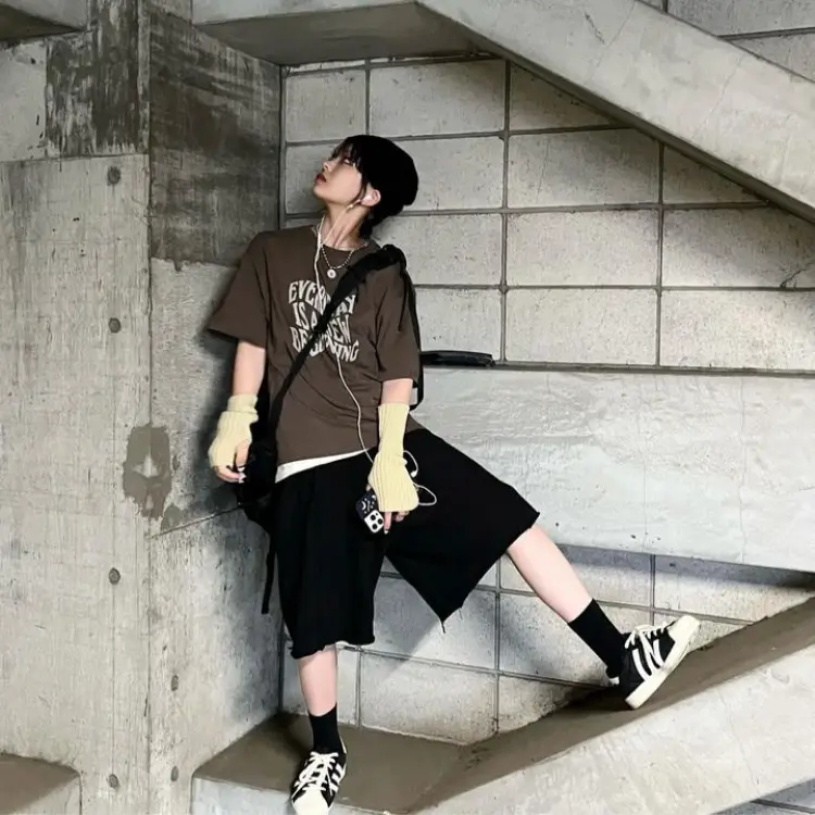 あぷりこっと2点おまとめNIKE クロップドトップス あぷりこっと様専用2点おまとめNIKE おぞましく クロップドトップス