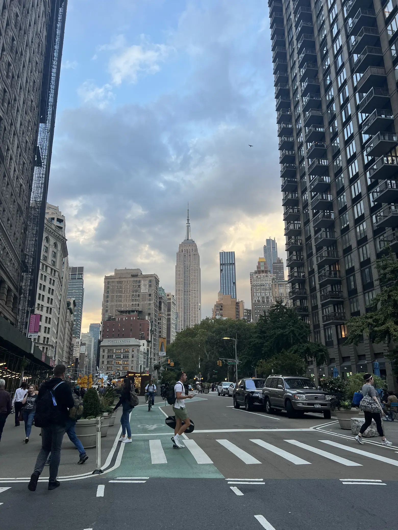 how-to-spend-a-weekend-in-nyc-gallery-posted-by-travel-guide-lemon8