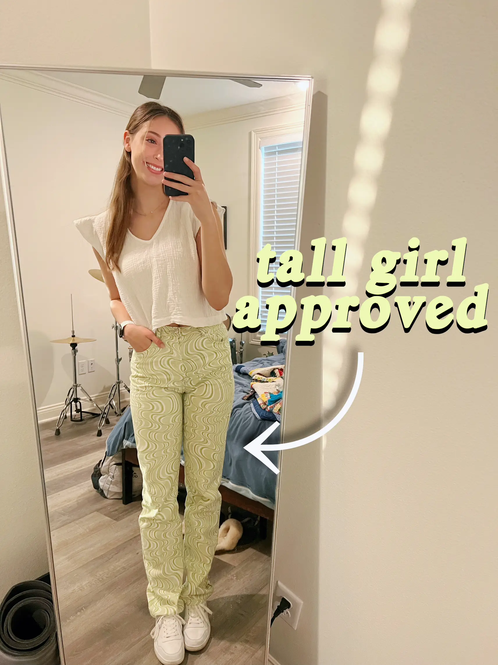 Obsessed!! 🤩 These small casual pants go with anything and I love