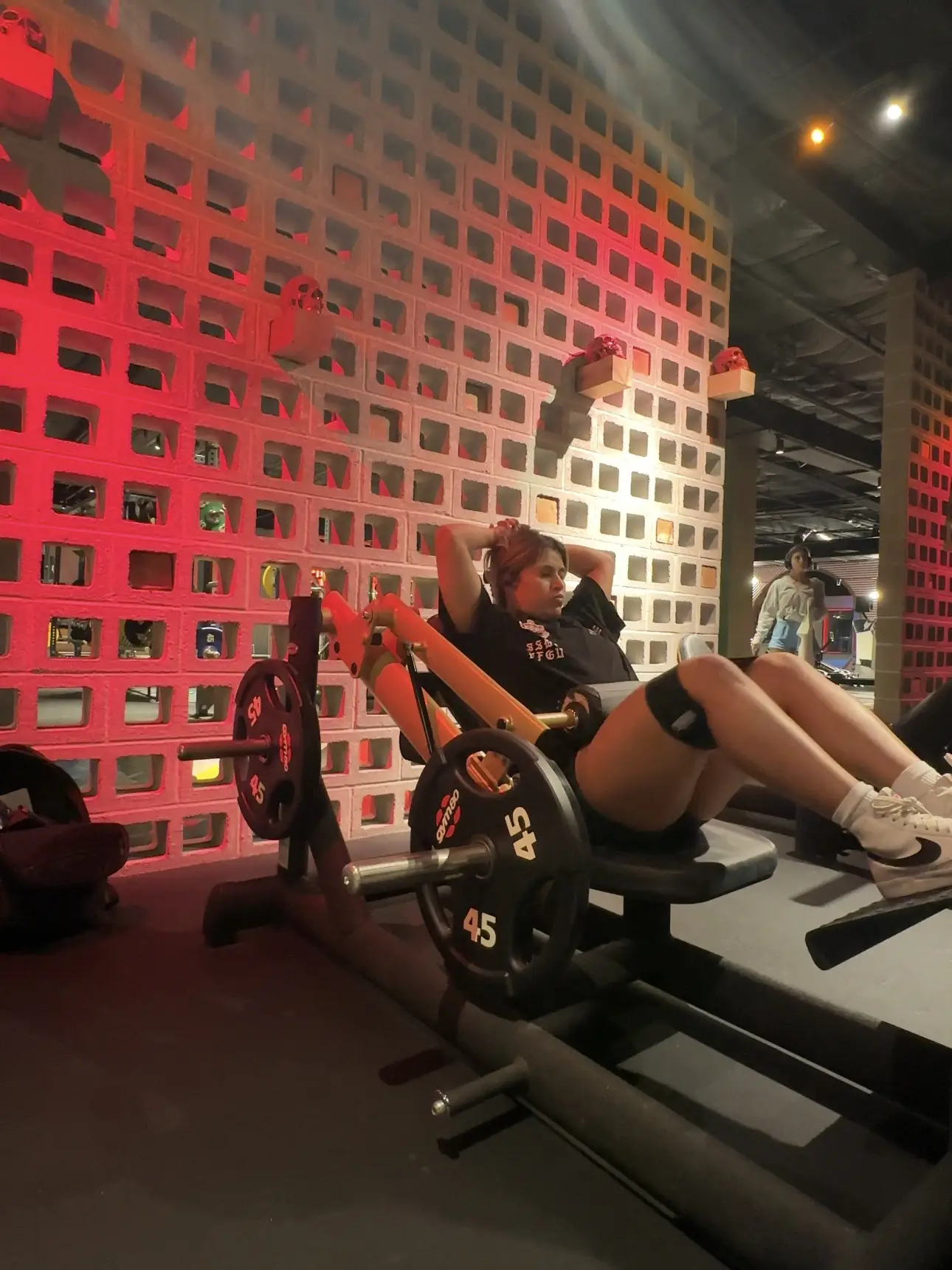 Texas Part 02 : Alphalete Gym  Cutting A Rug in Houston 