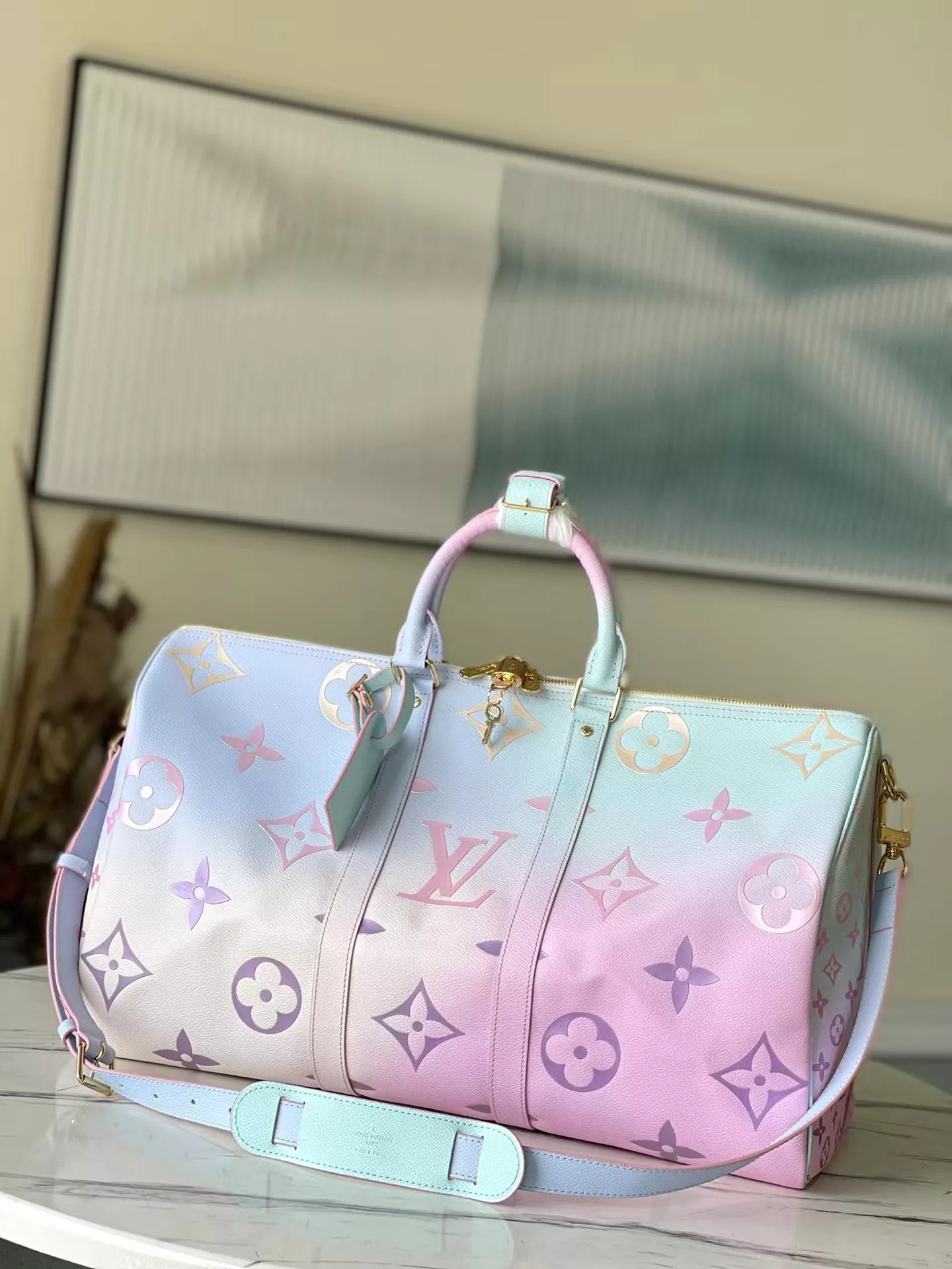 Louis Vuitton ショルダーバッグ | 萧凛が投稿したフォトブック | Lemon8