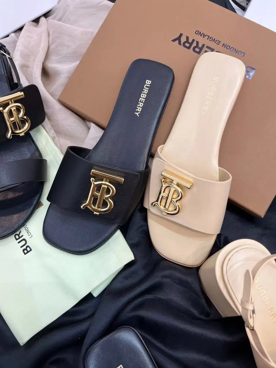 Slippers burberry best sale