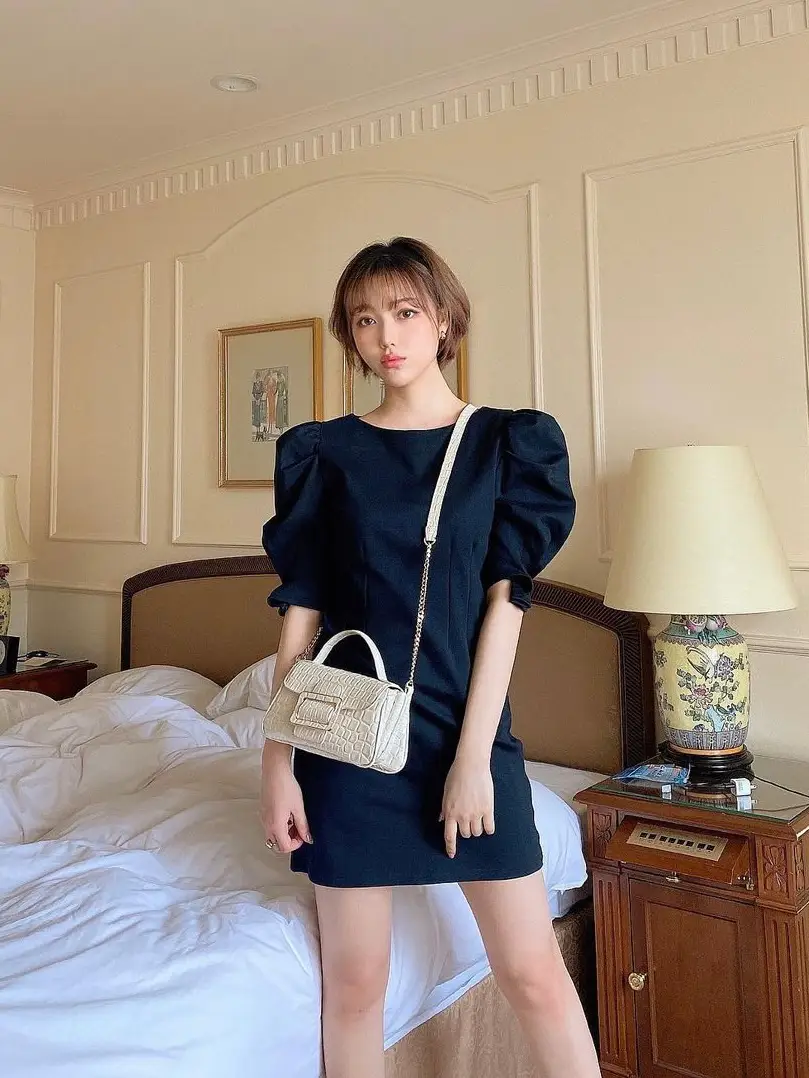 美品 サイト完売商品！ an アン ミニドレス フレア 制服
