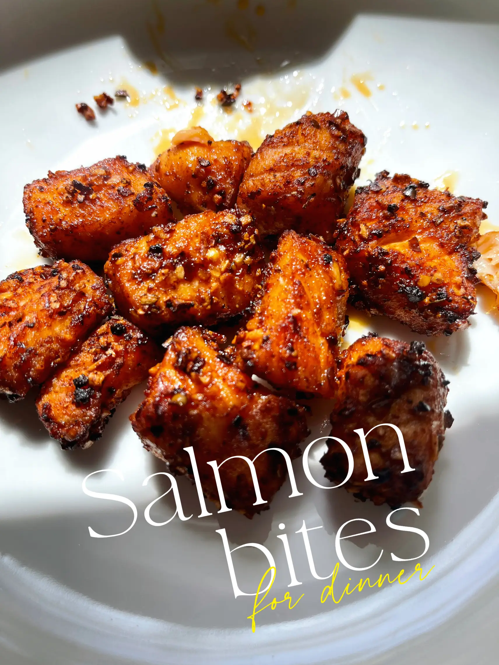 Save this air fryer Bang Bang Salmon Bites recipe👇🏼 INGREDIENTS