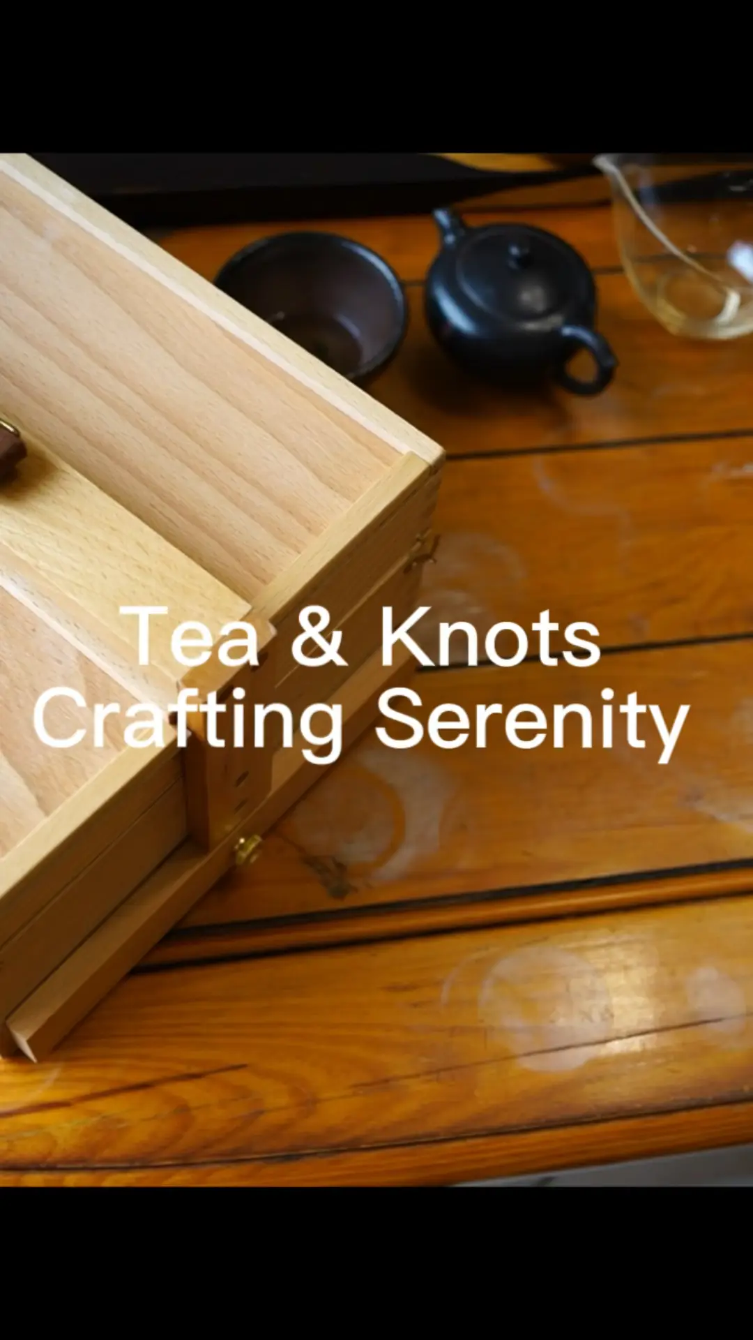 Tea & Knots Crafting Serenity วิดีโอที่เผยแพร่โดย EmmaInEmmaBrain