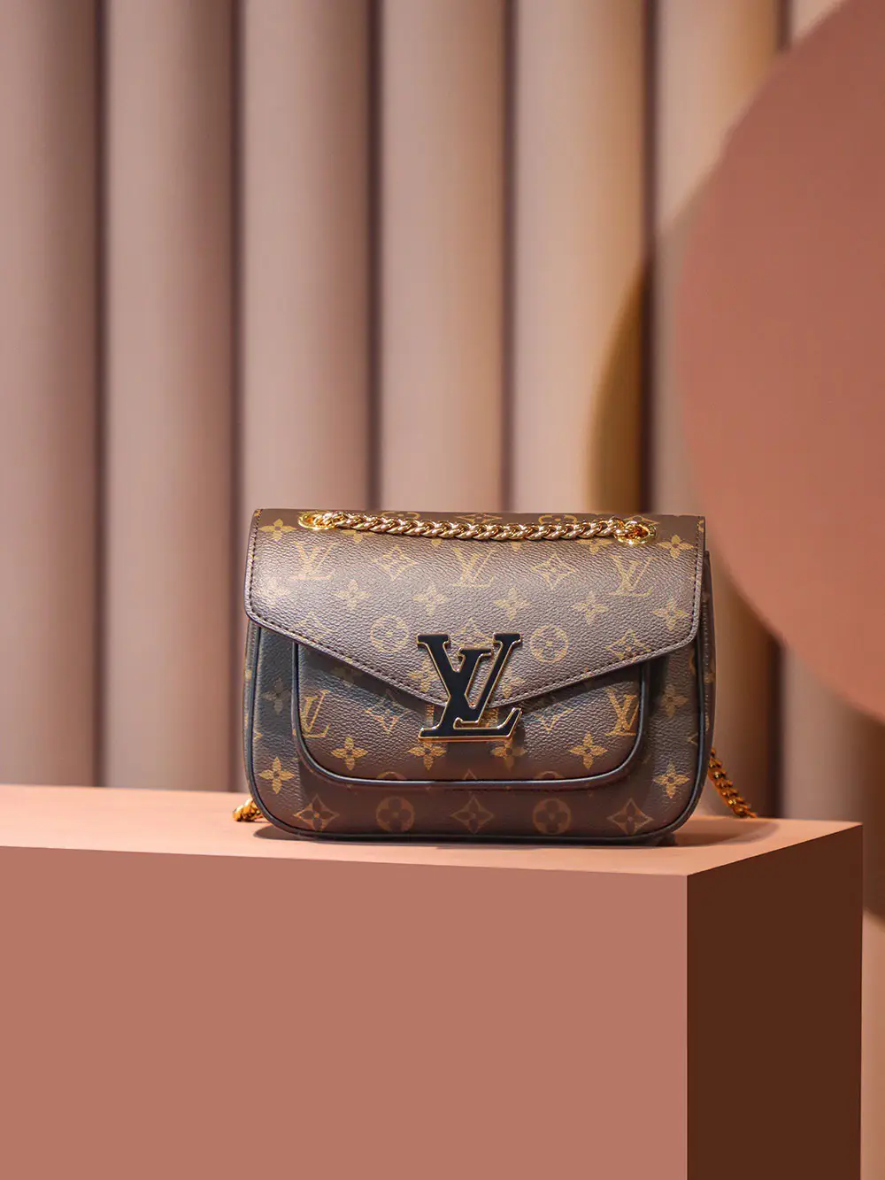 bag of the day - LV Mini Bumbag, Gallery posted by handbags2diefor