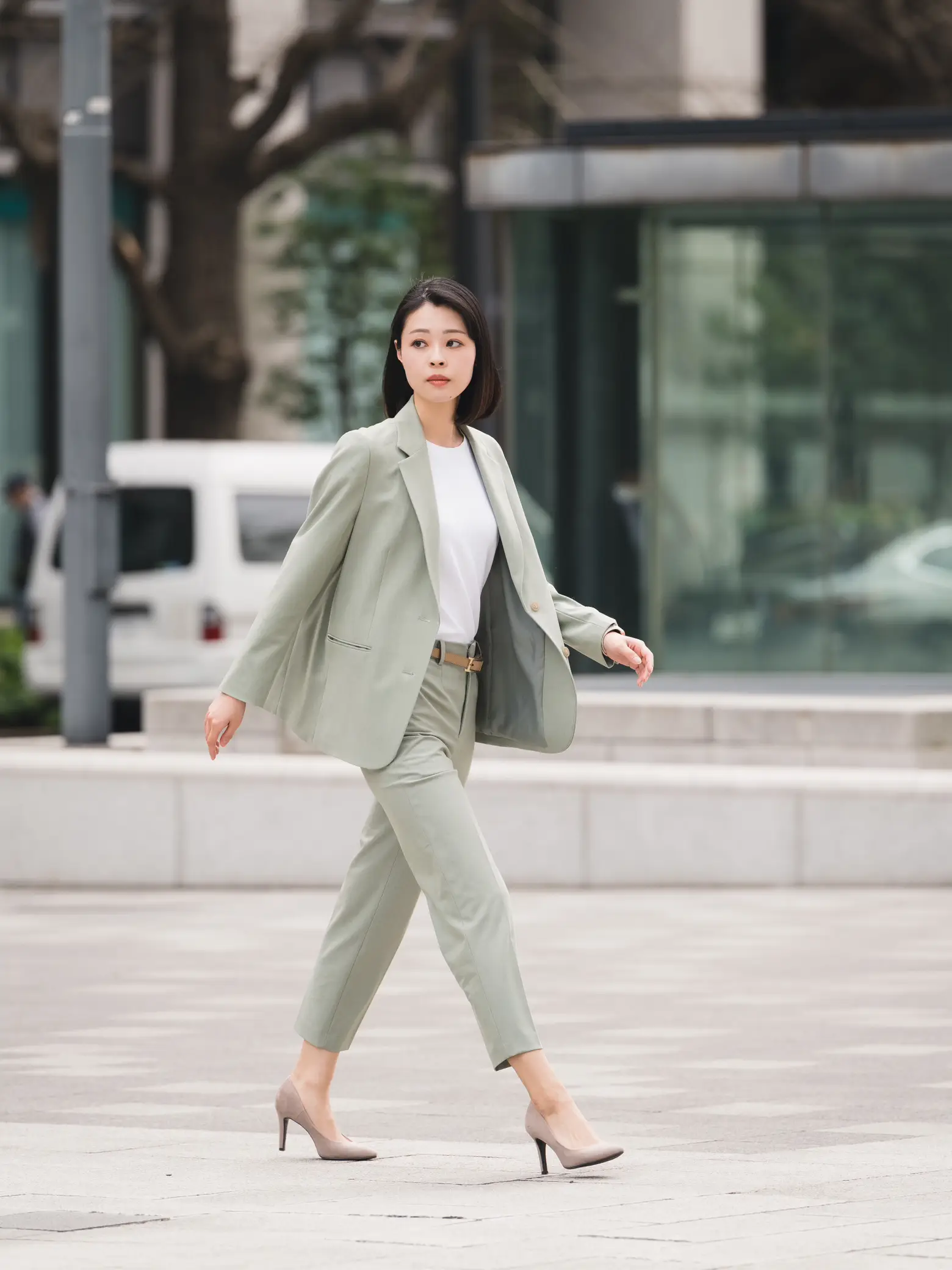 UNIQLOのセットアップ📷スーツ撮影 | risaが投稿したフォトブック | Lemon8