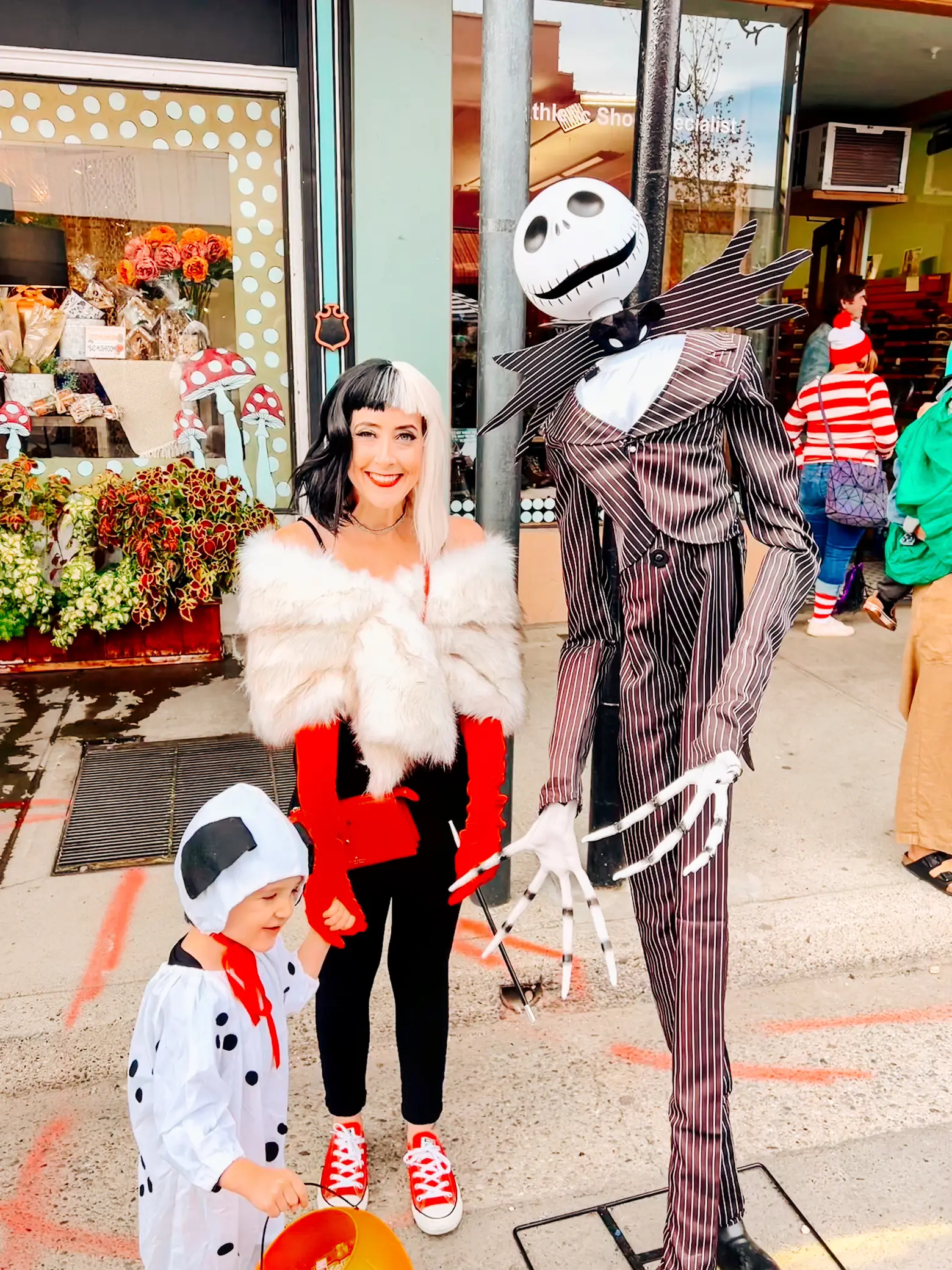 Cruella Family Costume - 101 Dalmatians Family Costume