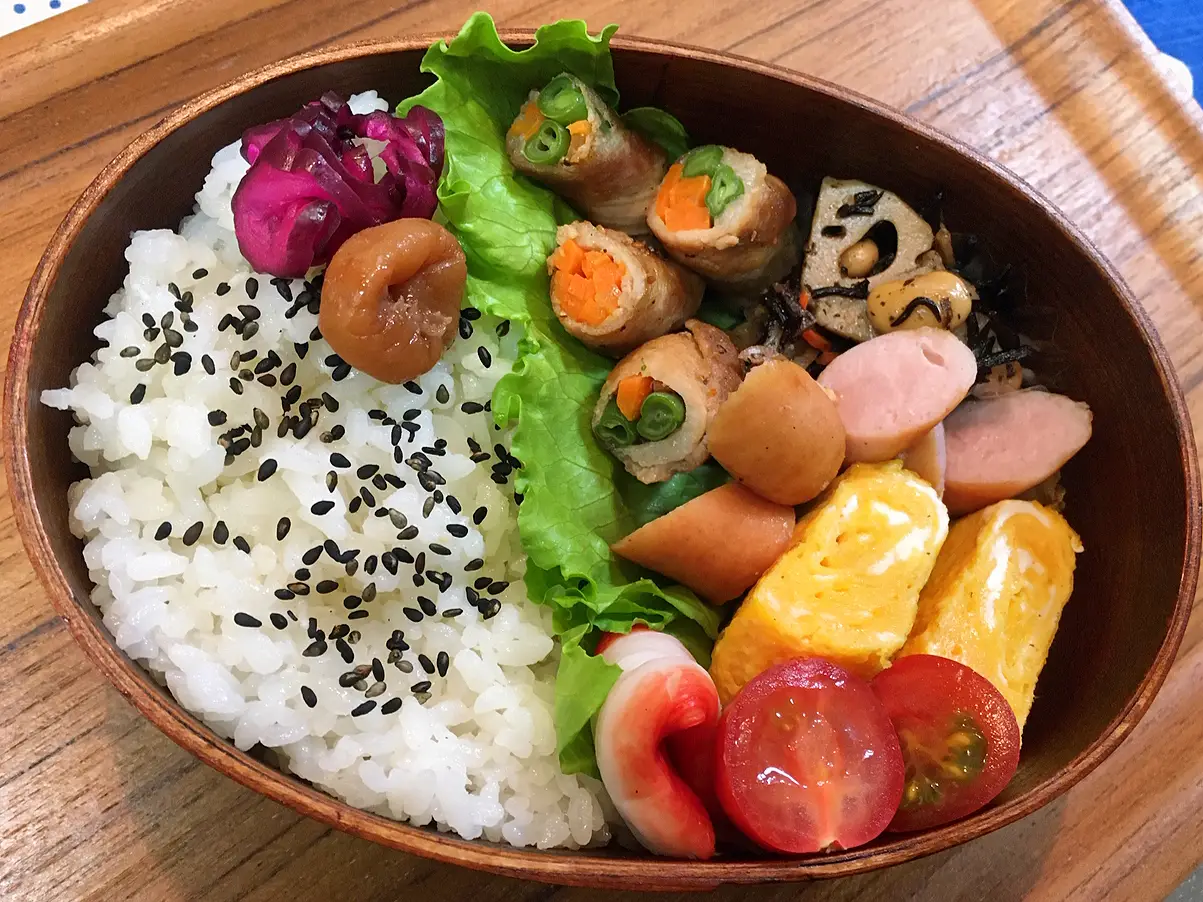 息子達のお弁当🍙 | emika3392が投稿したフォトブック | Lemon8