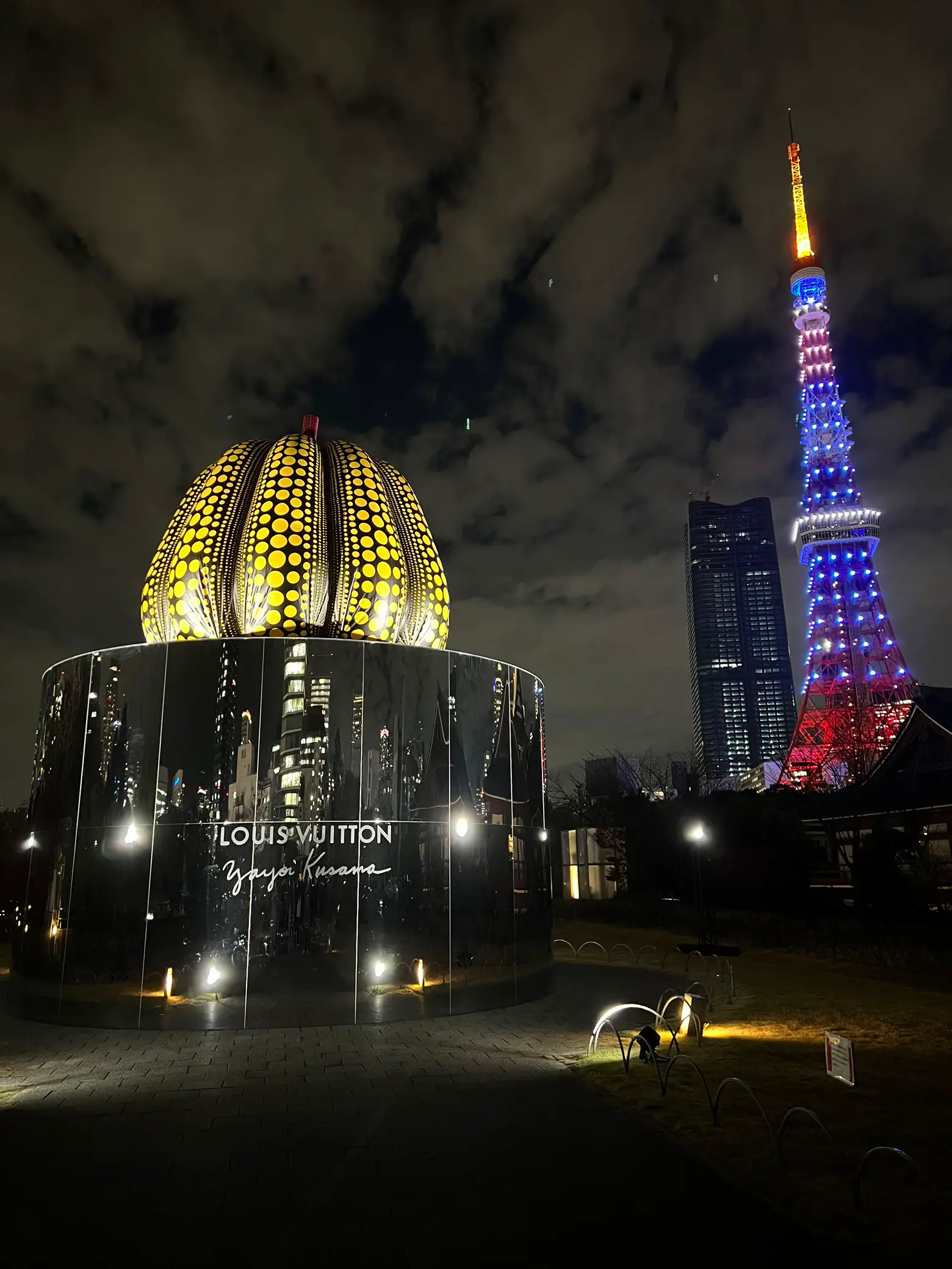 都内各所】東京の街を水玉がジャック！？「ルイ・ヴィトン×草間彌生