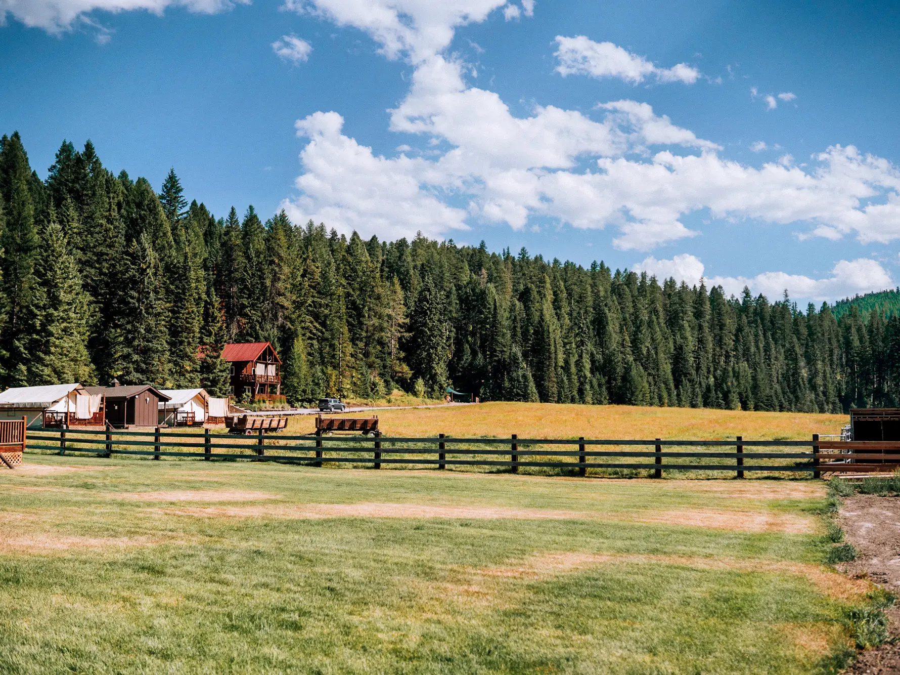 Summer is coming. Time to visit Montana แกลเลอรีที่โพสต์โดย Elena 🍋