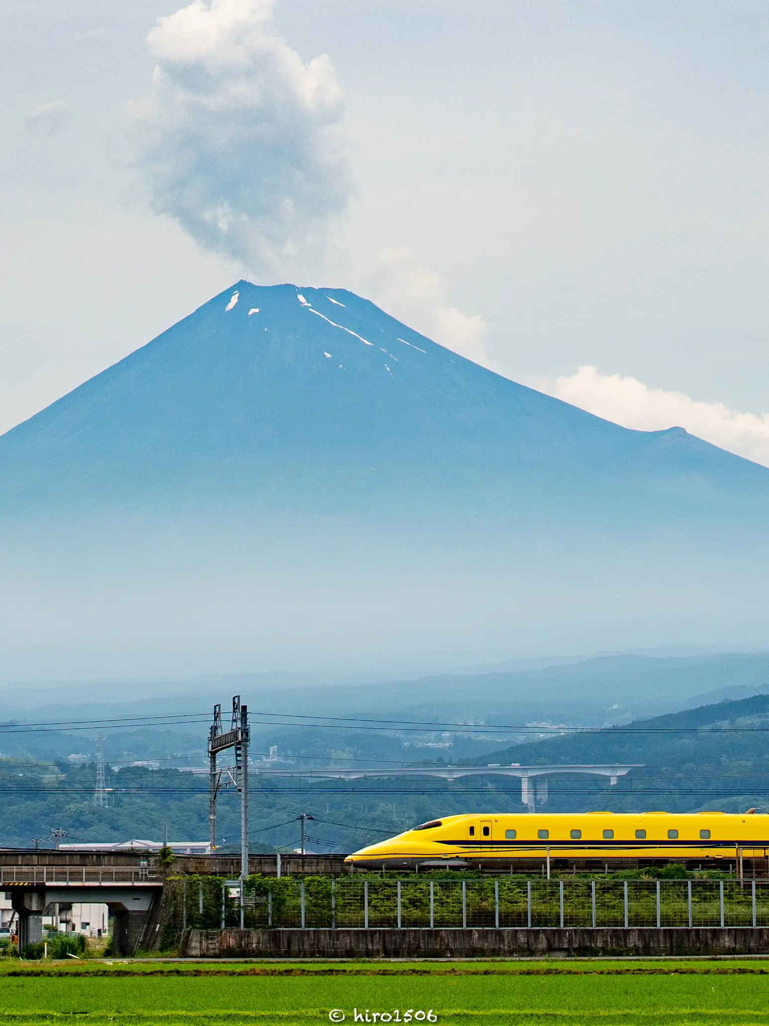 ドクターイエロー写真 額縁付き 額縁付きフォト 富士山と富士川