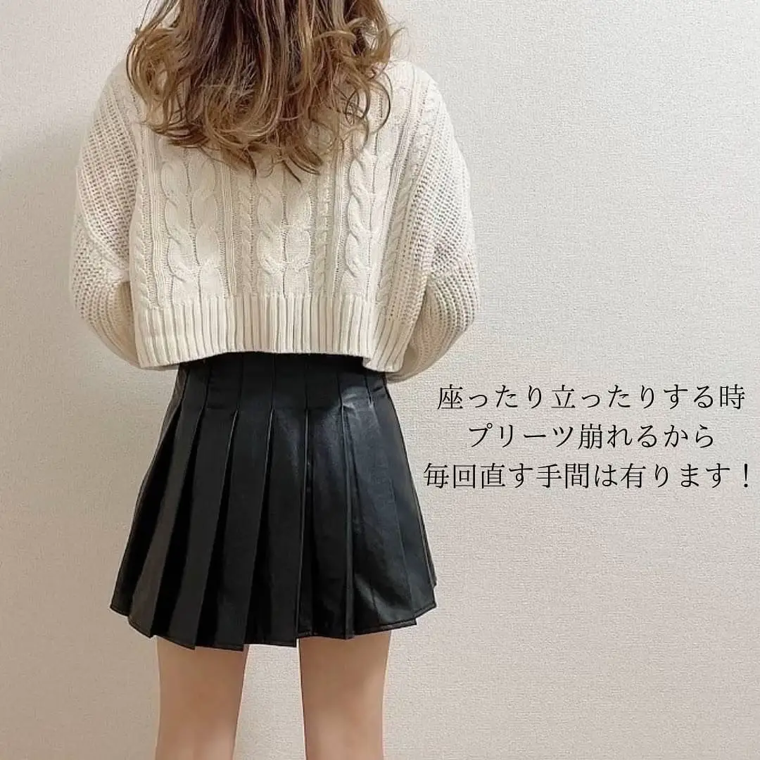 GRL♡レザープリーツスカート | airiが投稿したフォトブック | Lemon8