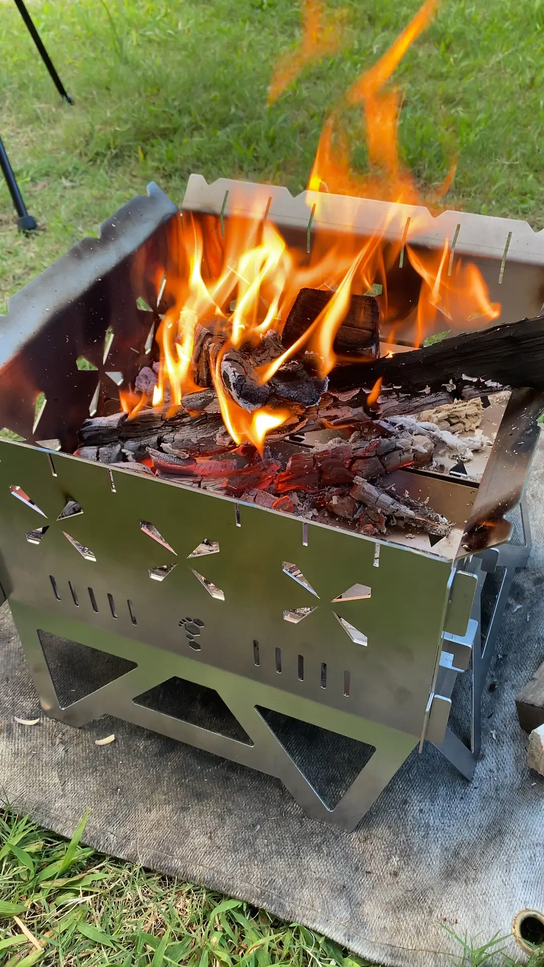 火やガスを使わずに簡単手軽に様々な調理が机上でできちゃう♪❤コンパクト☆電気鍋 火やガスを使わずに簡単手軽に様々な調理が机上でできちゃう