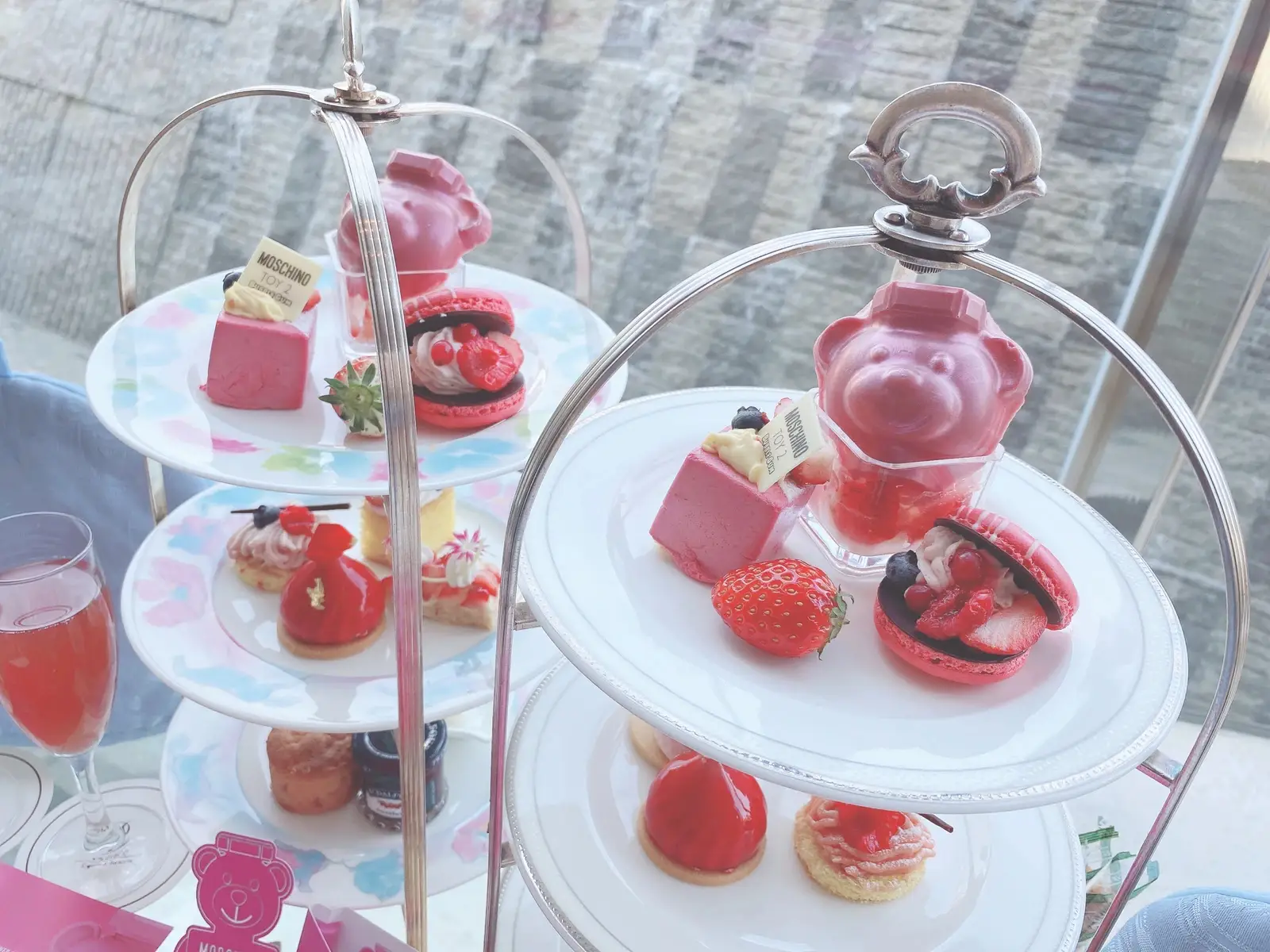 Moschino afternoon discount tea