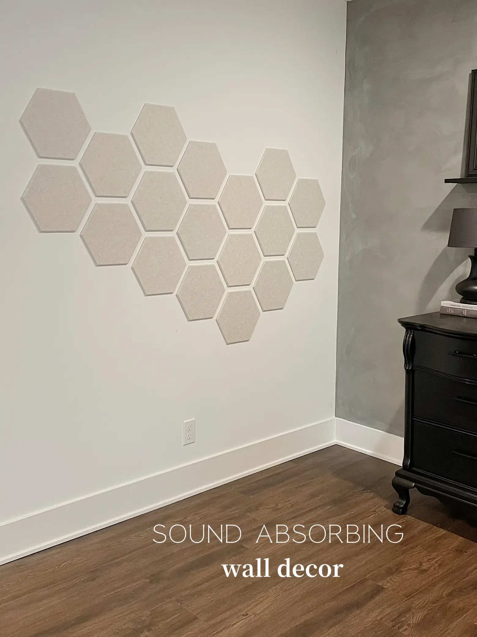 Image showcasing functional wall decor 🫶🏼 | แกลเลอรีที่โพสต์โดย scandihome+life | Lemon8