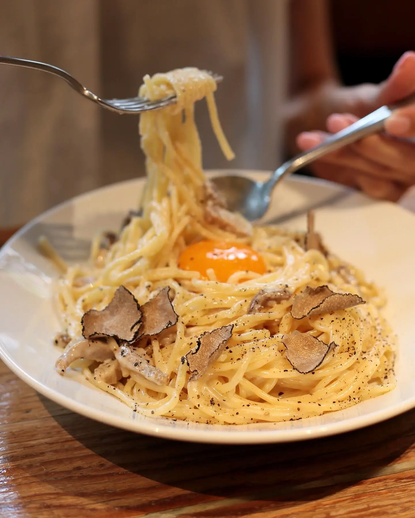 恵比寿】 チーズ好きにはたまらない！一口食べたら幸せになるイタリアン🧀 | ともこす_おしゃれカフェグルメが投稿したフォトブック | Lemon8