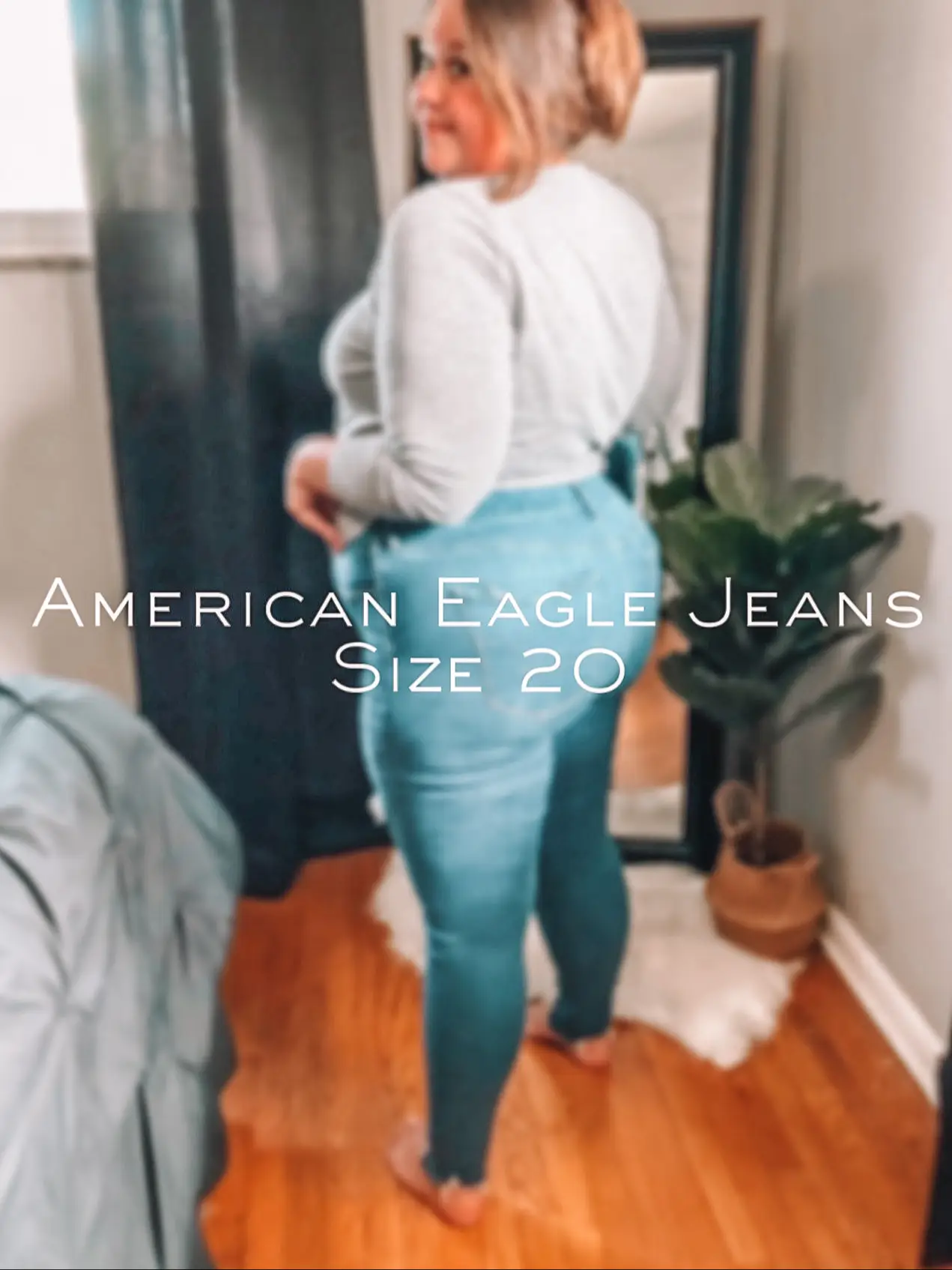 American Eagle Cargo Jeans. Size: US 4 Length: 37 - Depop