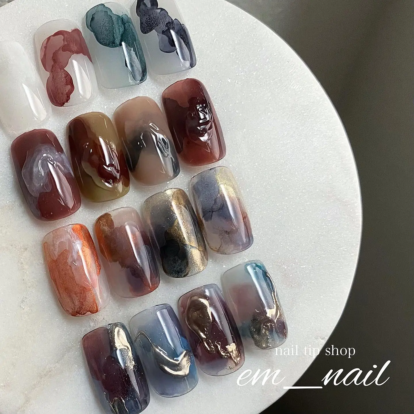 インクネイル】最強ニュアンスアート【ネイルチップ販売】 | em_nailが