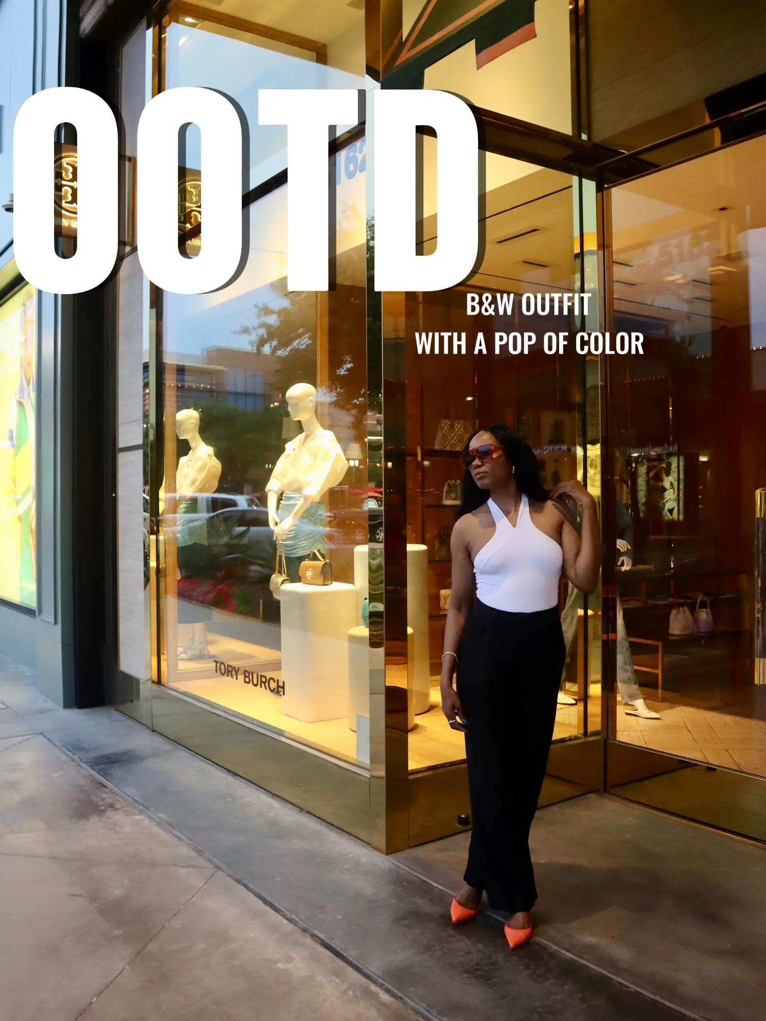 HOW TO ADD COLOR TO A BLACK AND WHITE OUTFIT! แกลเลอรีที่โพสต์โดย