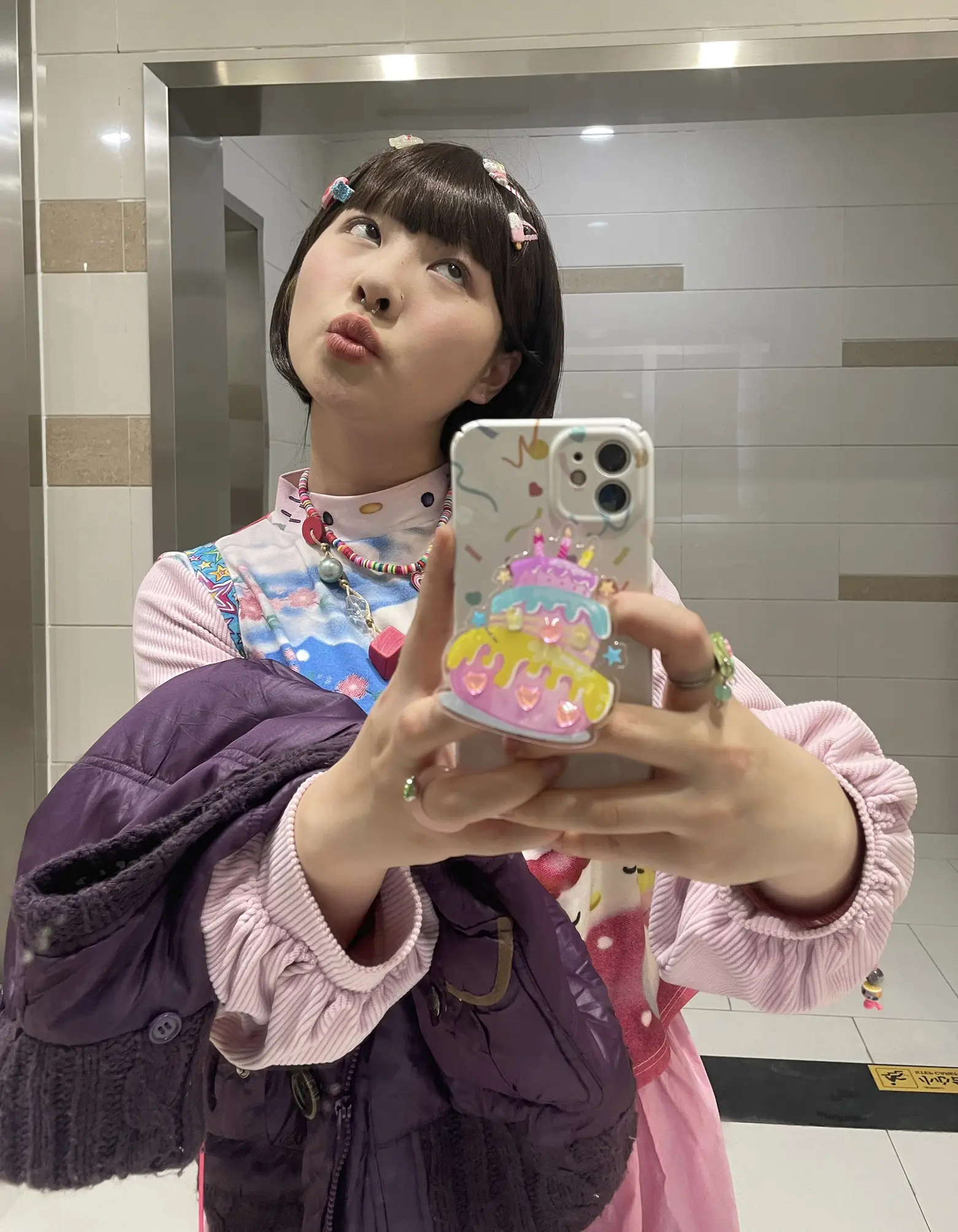 SONY - ❤️上品ピンクが可愛いソニーα5000❤️自撮りスマホ転送OK❤️ 新品ボディ上品ピンクが可愛いソニーα5000自撮りスマホ転送OK