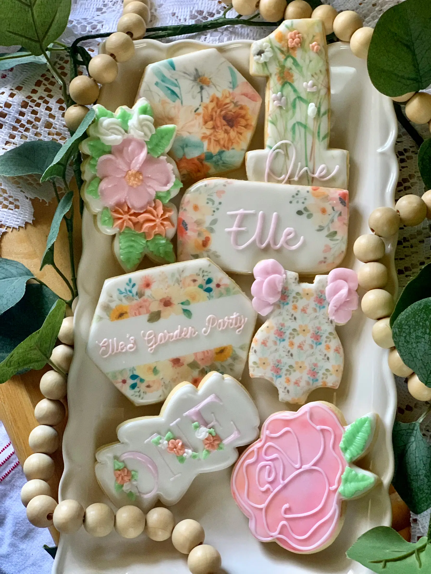 Garden Party Cookies Gallery posted by Lemon8