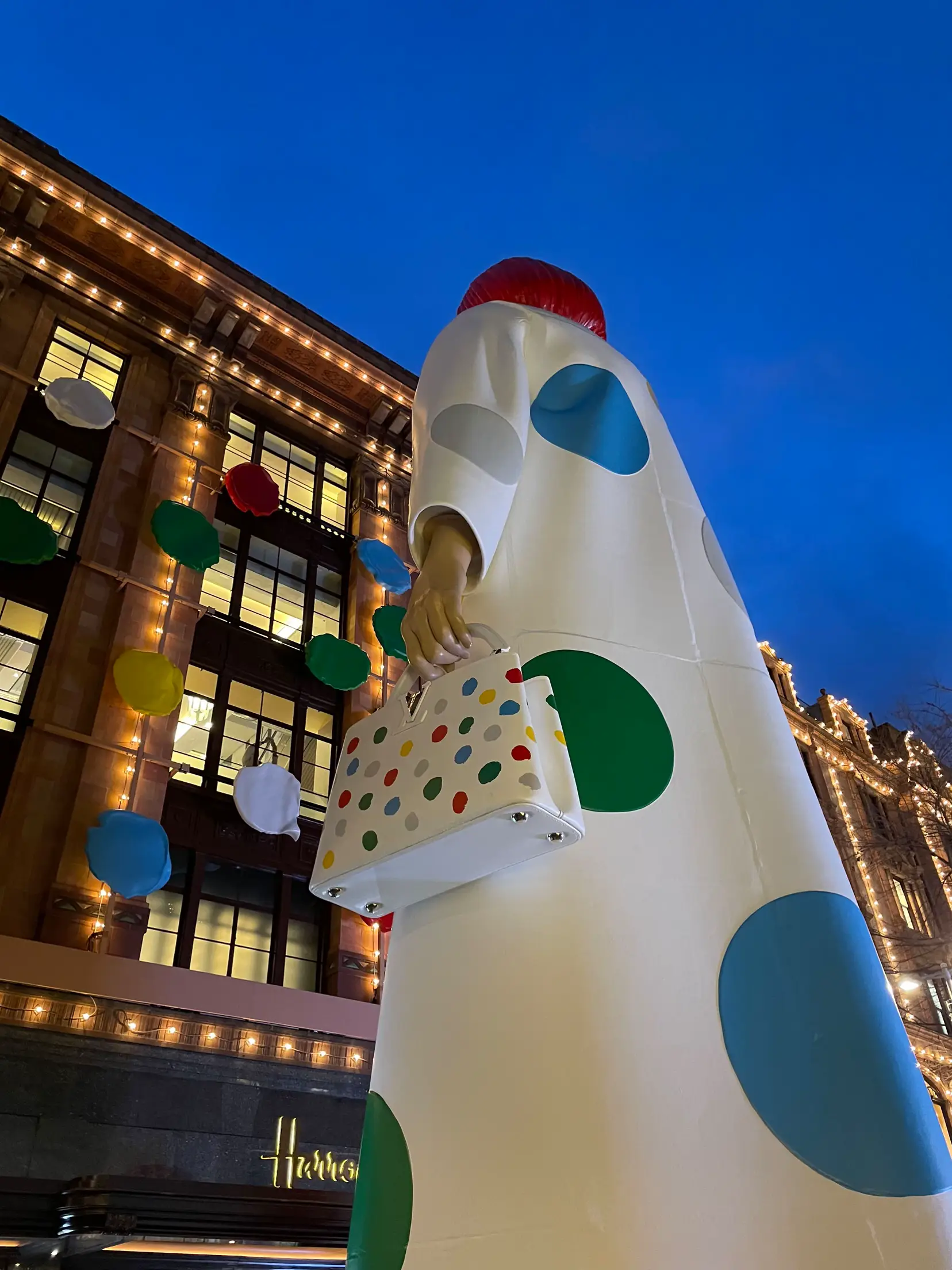 Look! A gigantic Yayoi Kusama outside Harrods, Gallery posted by  LadyforToday