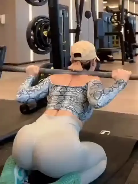 Improve Hip Dip Appearance🍑🫶, Video published by Kim Rose