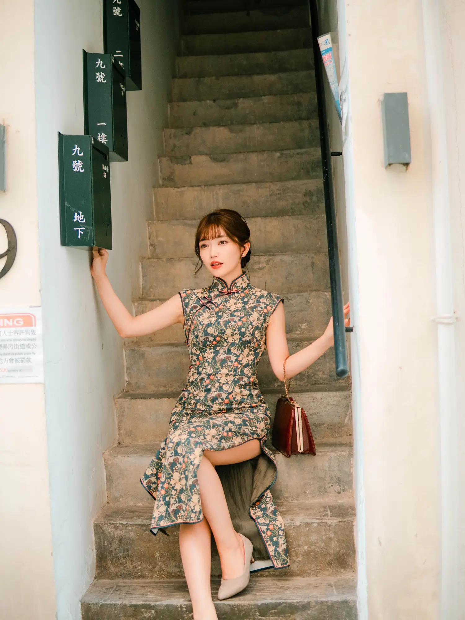 香港の街をチャイナドレスを着て散策📸の画像 (2枚目)