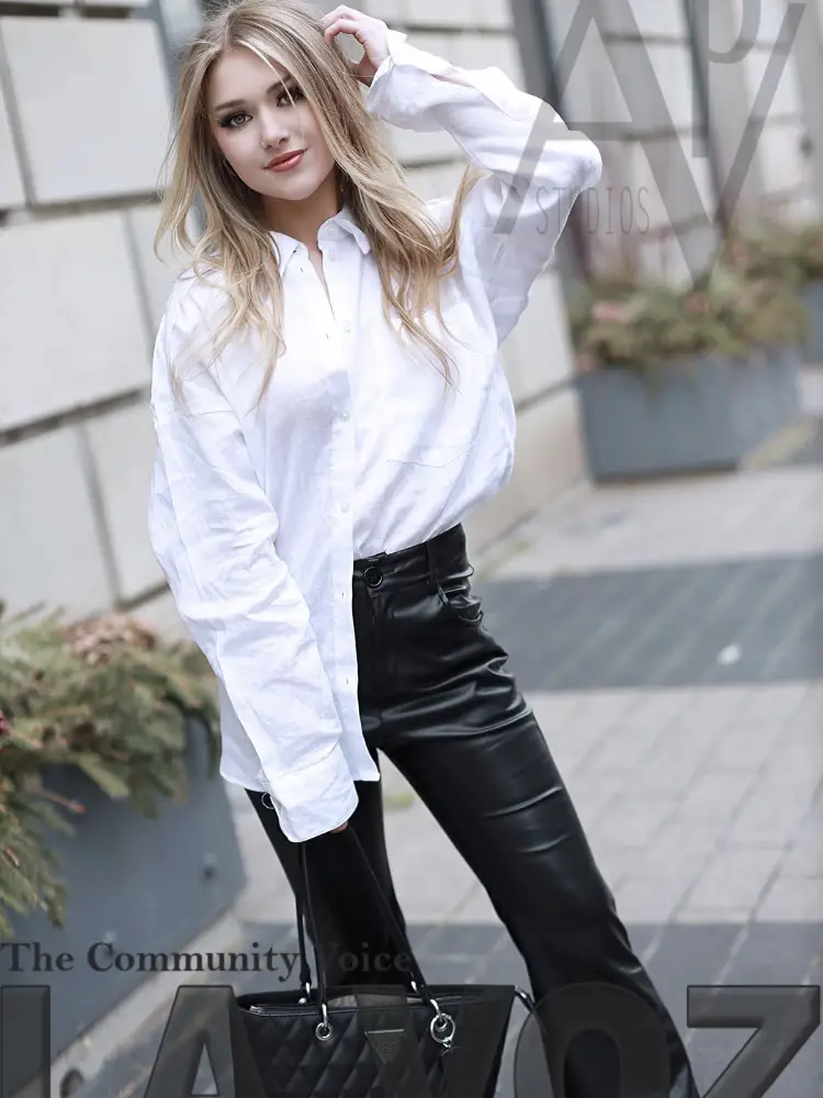 Yanira Giselle on X: Winter White Blazer set & Bralette